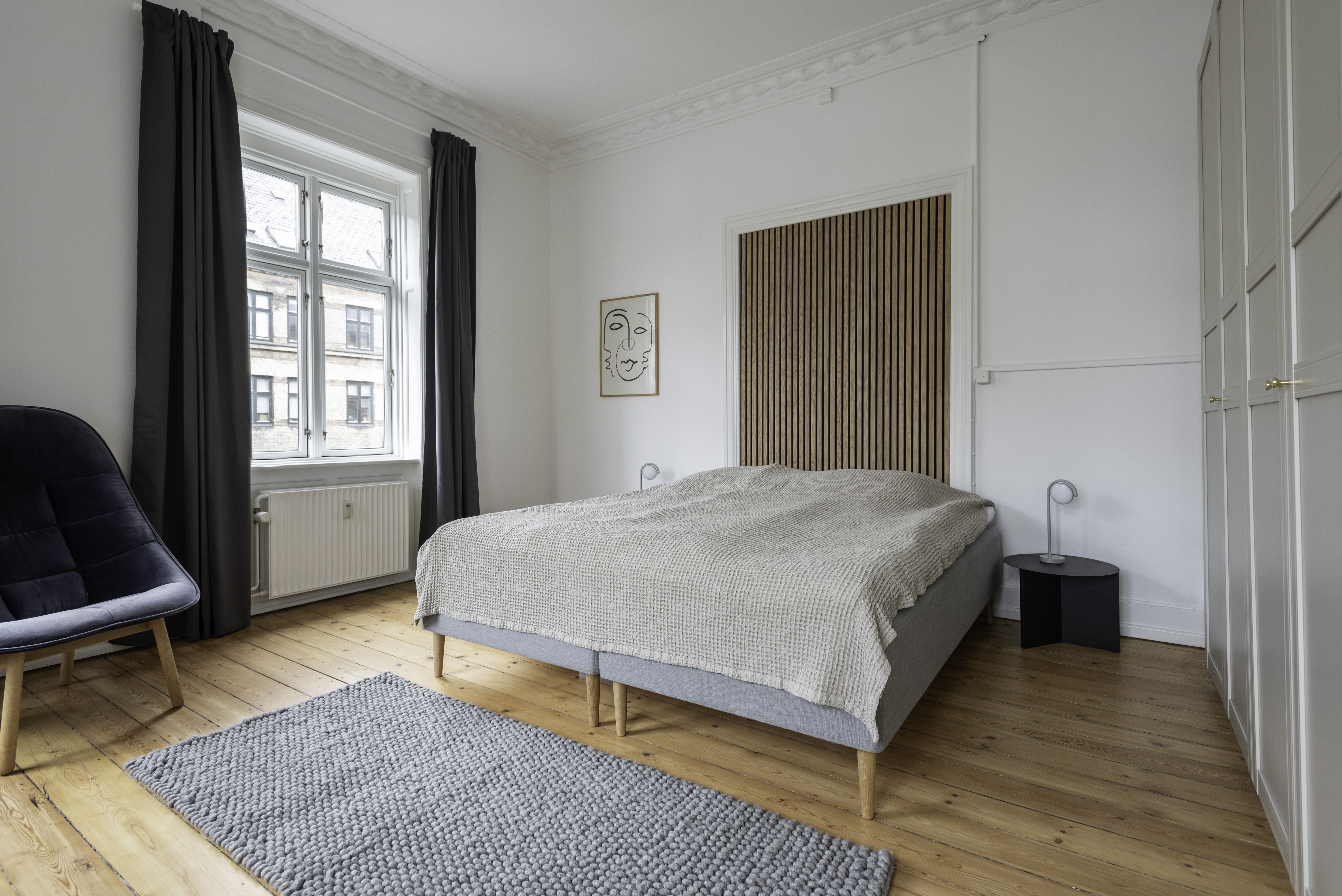 Furnished co-living apartment for working professionals