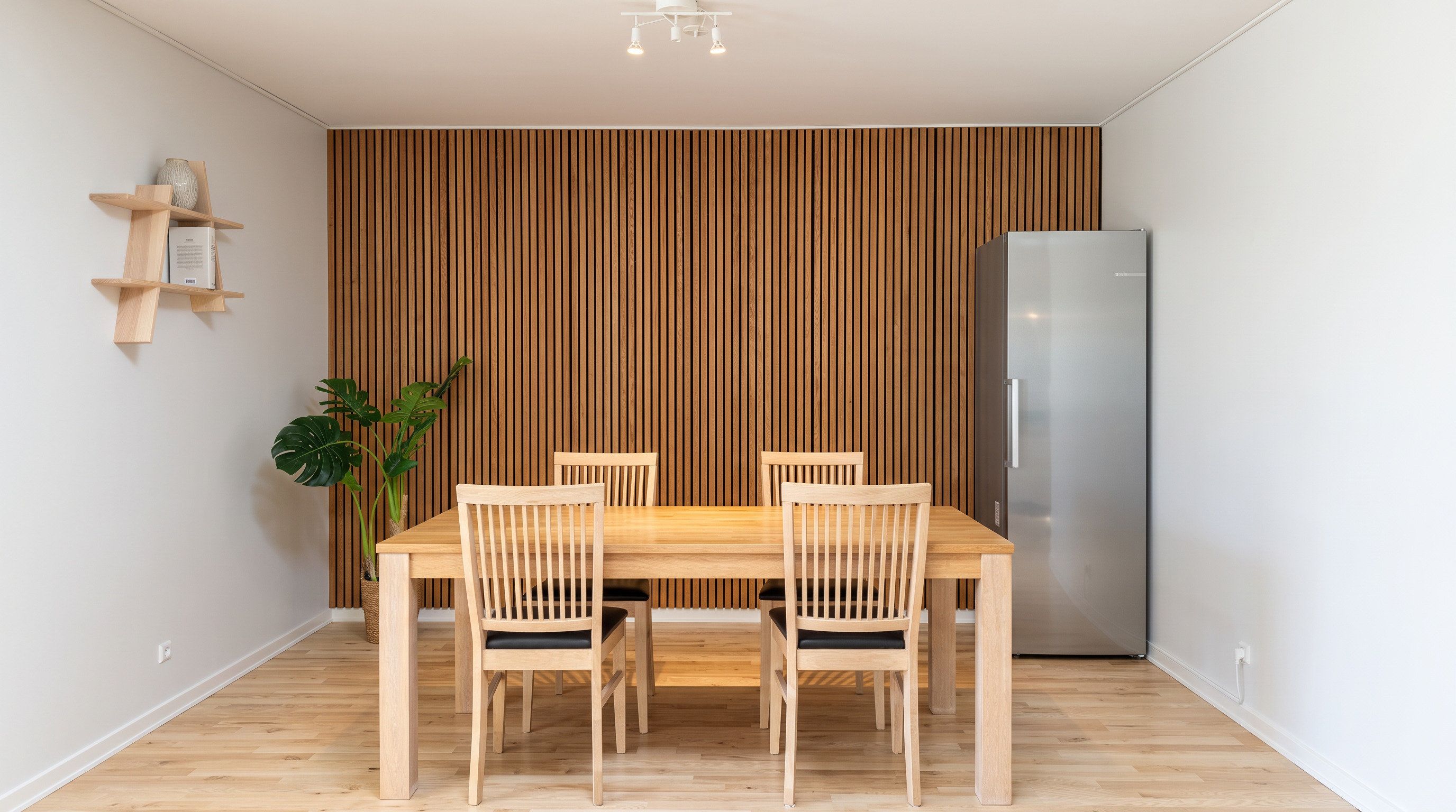 Rækkehus med stor terrasse og ideel beliggenhed – perfekt til familien eller som delebolig