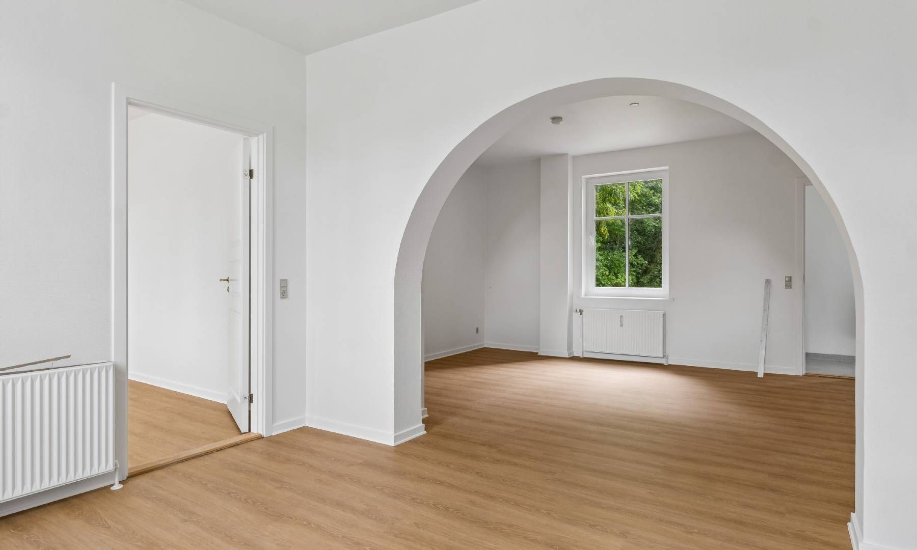 Central stuelejlighed med to værelser i Højer