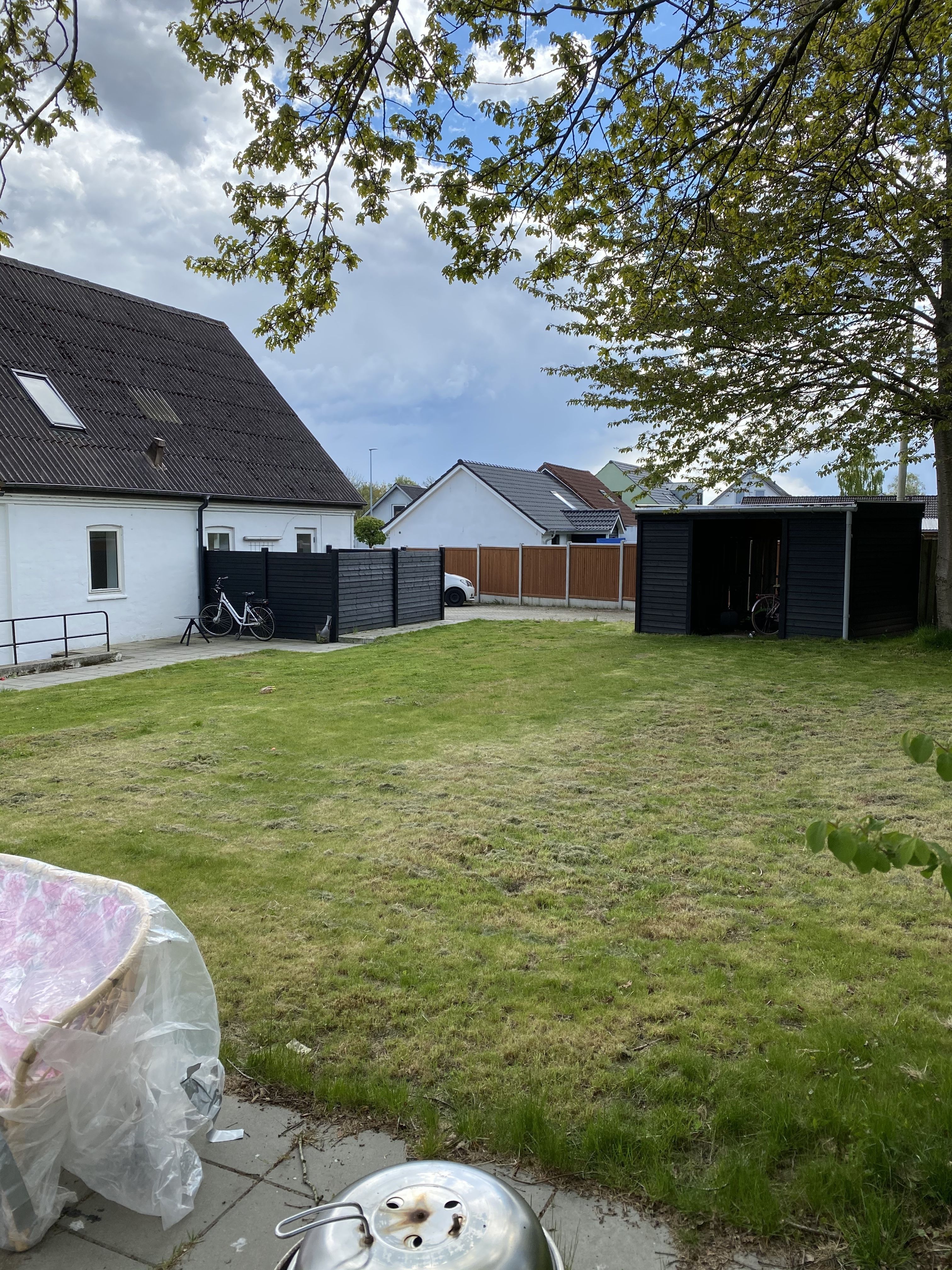 Flot lejlighed med yderst central placering