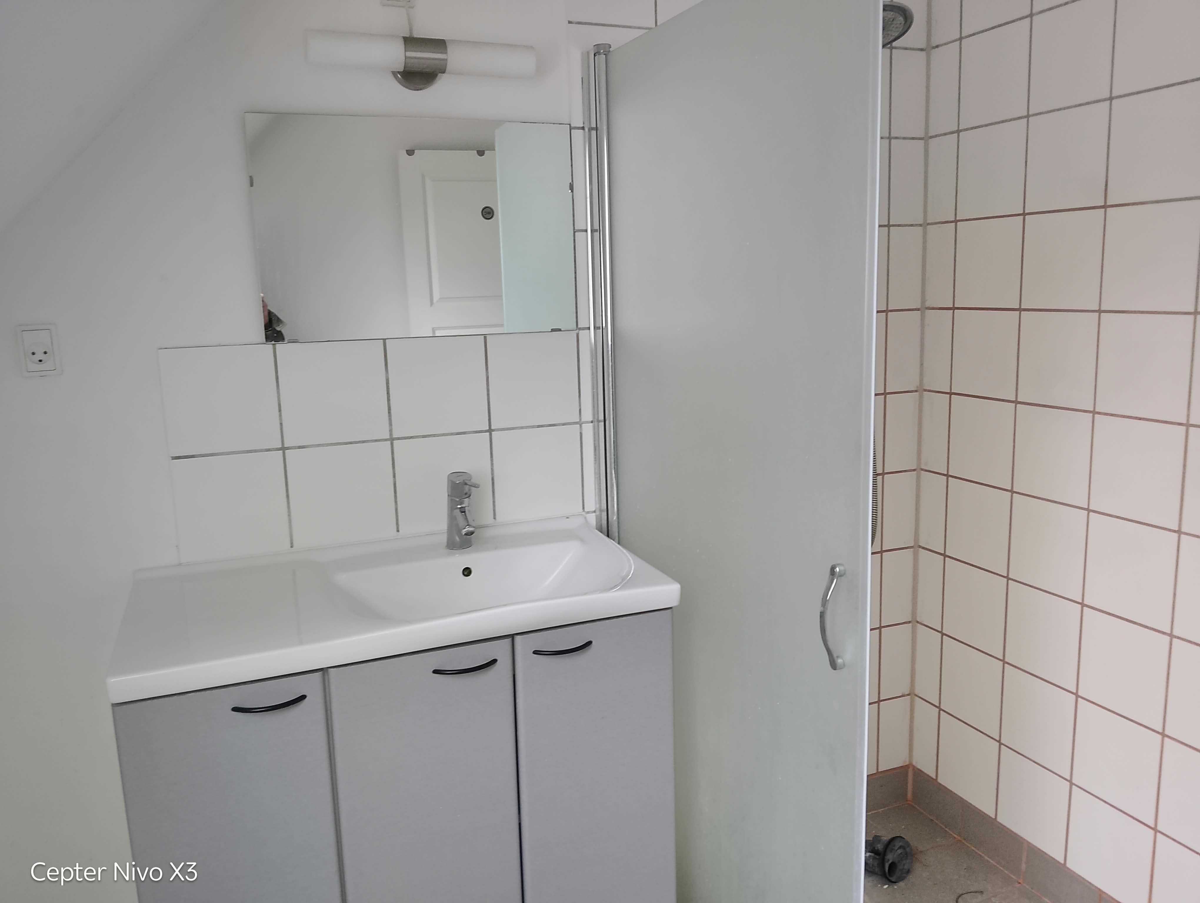 Pæn lys lejlighed med egen tagterrasse