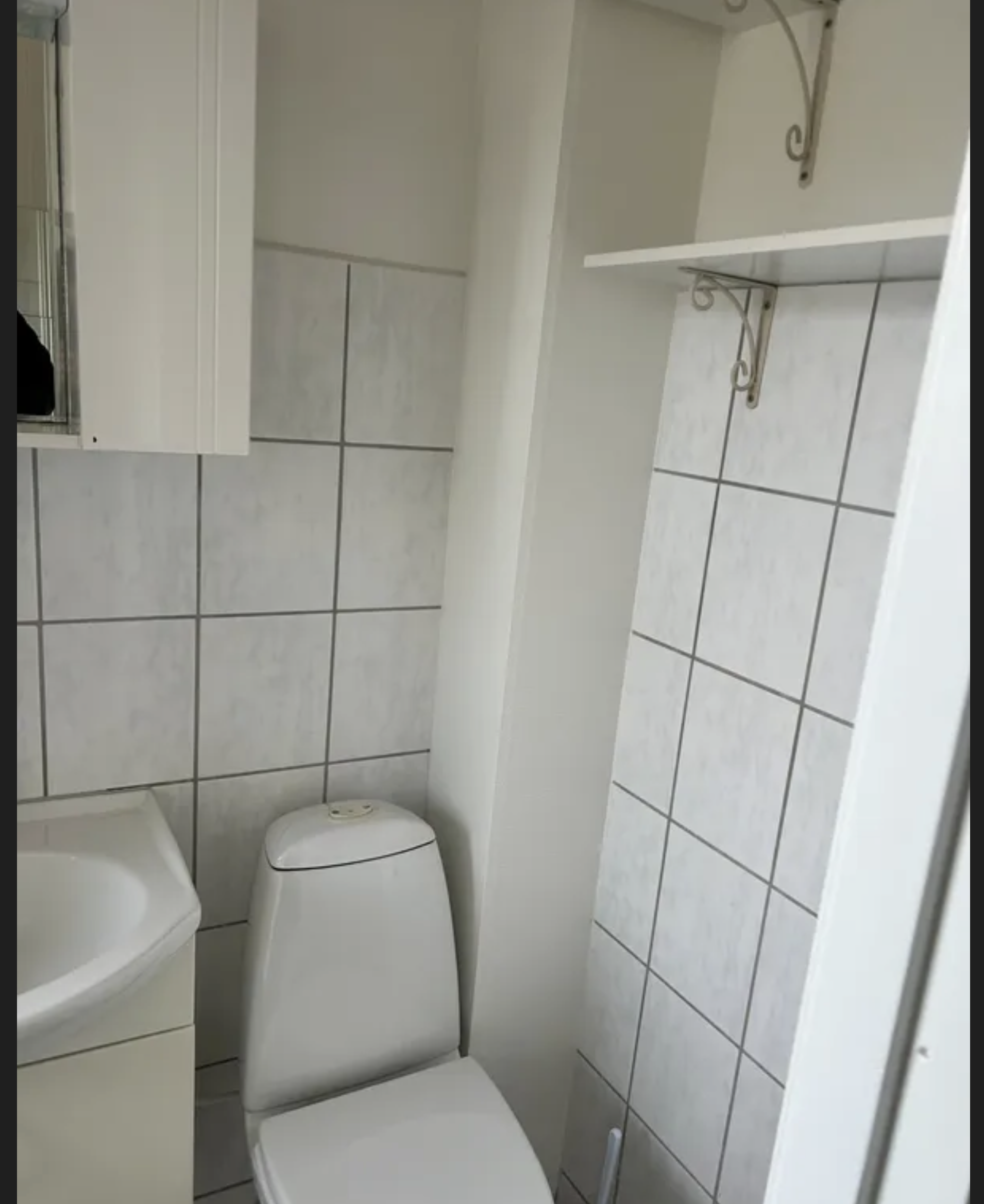 Hyggelig 2 værelses med privat parkeringsplads