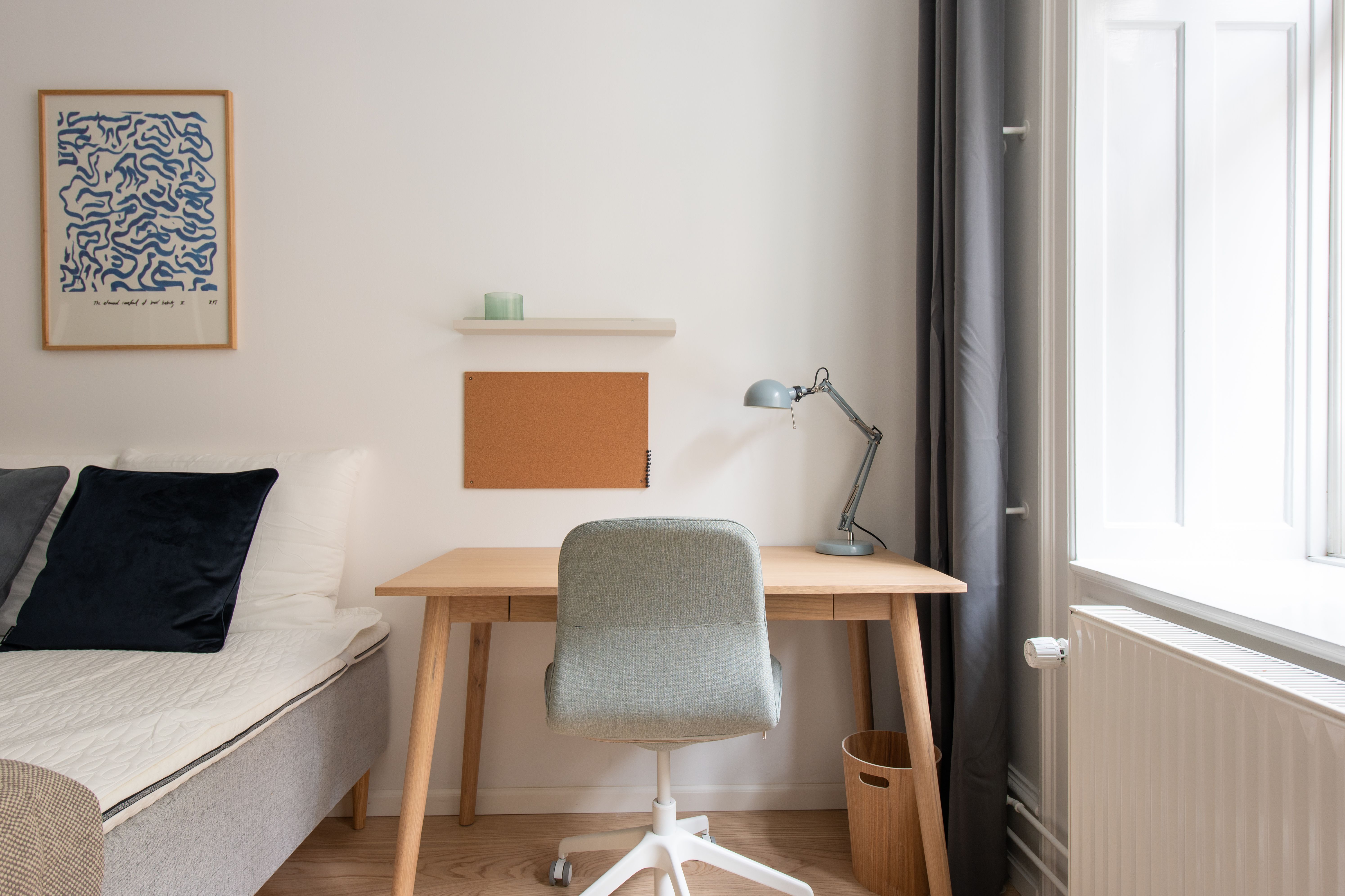 Furnished co-living apartment for working professionals