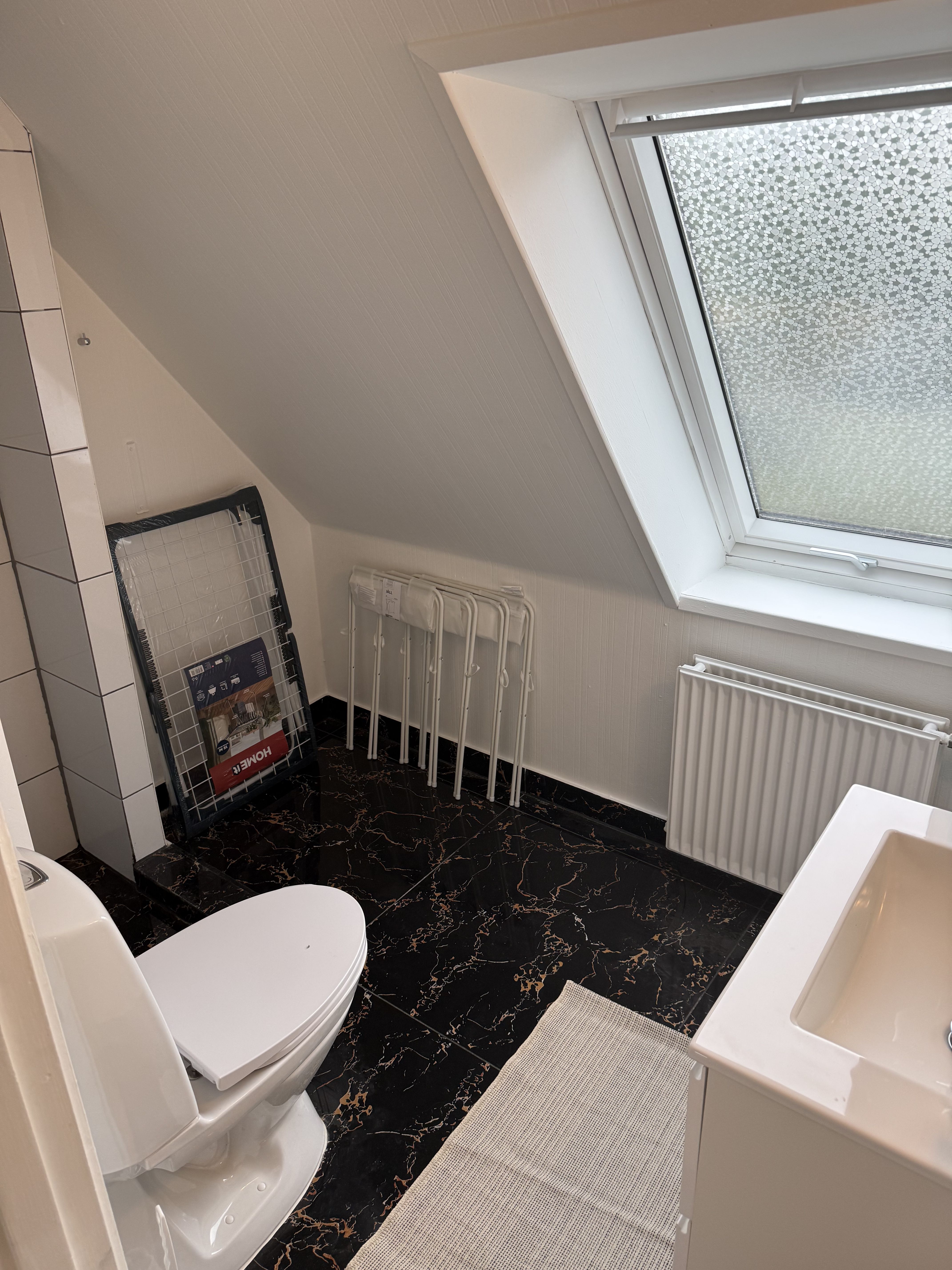 Furnished Complet B2B Turn-Key apartment 