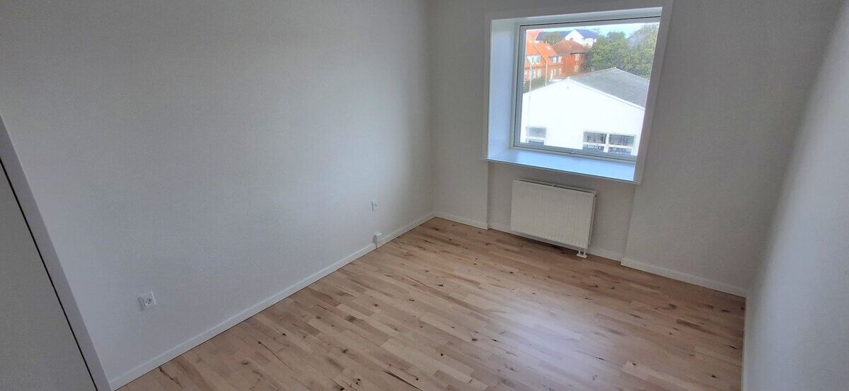4 værelses lejlighed på Kalkværksvej i Frederikshavn udlejes