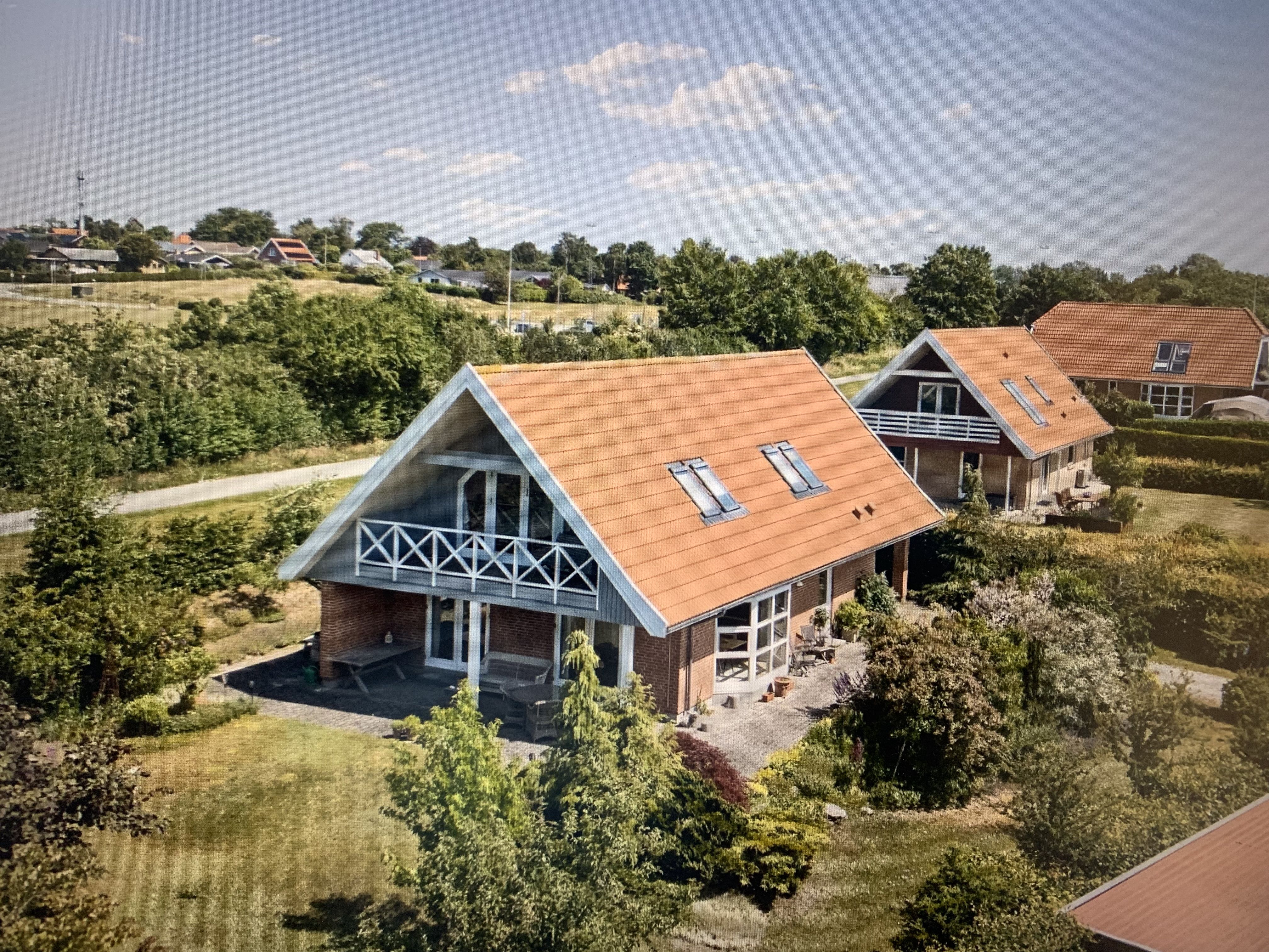 Umøbleret villa udlejes - kort tid da det er til salg