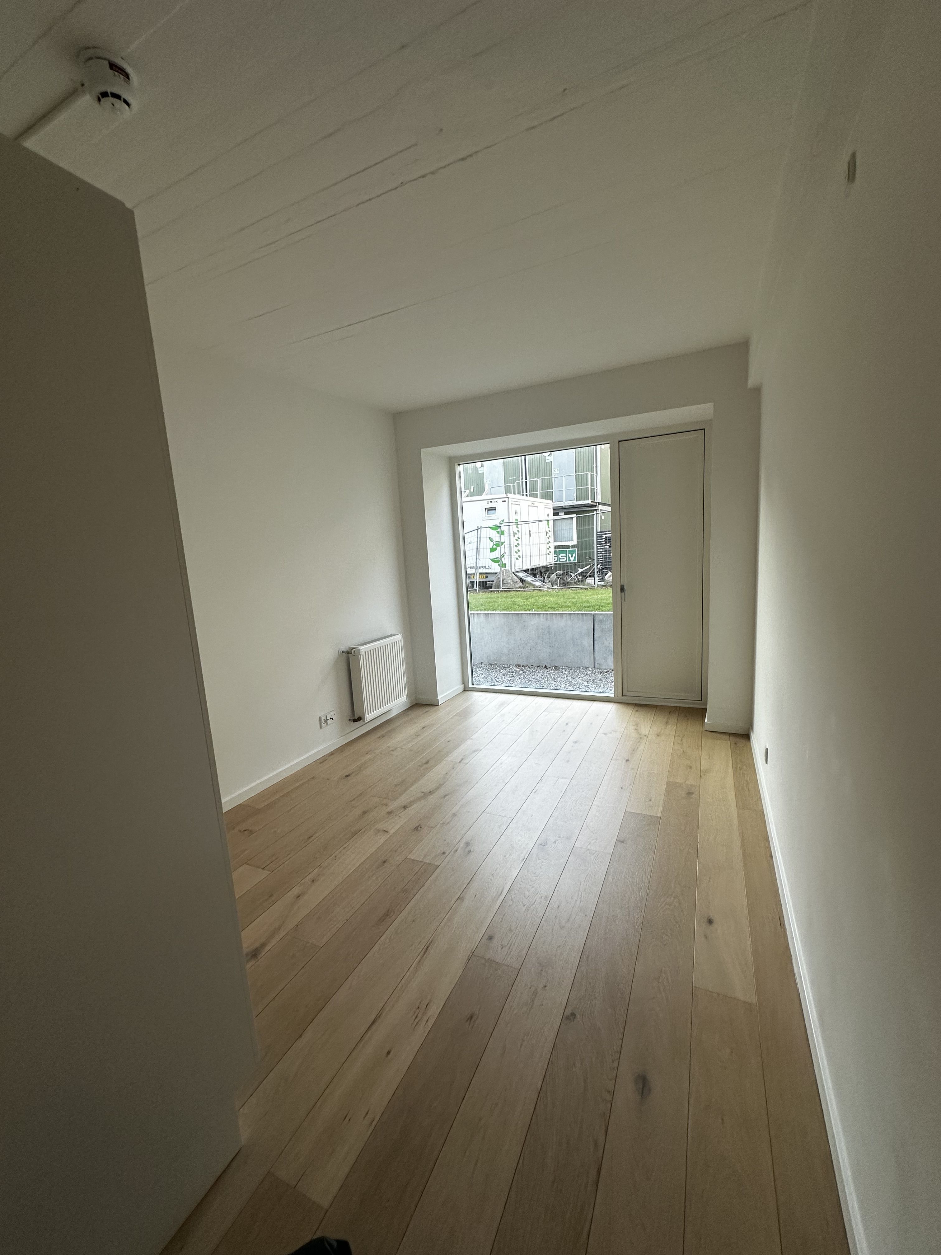 Lys lejlighed tæt på Nørrebro St. - klar til indflytning 01/12