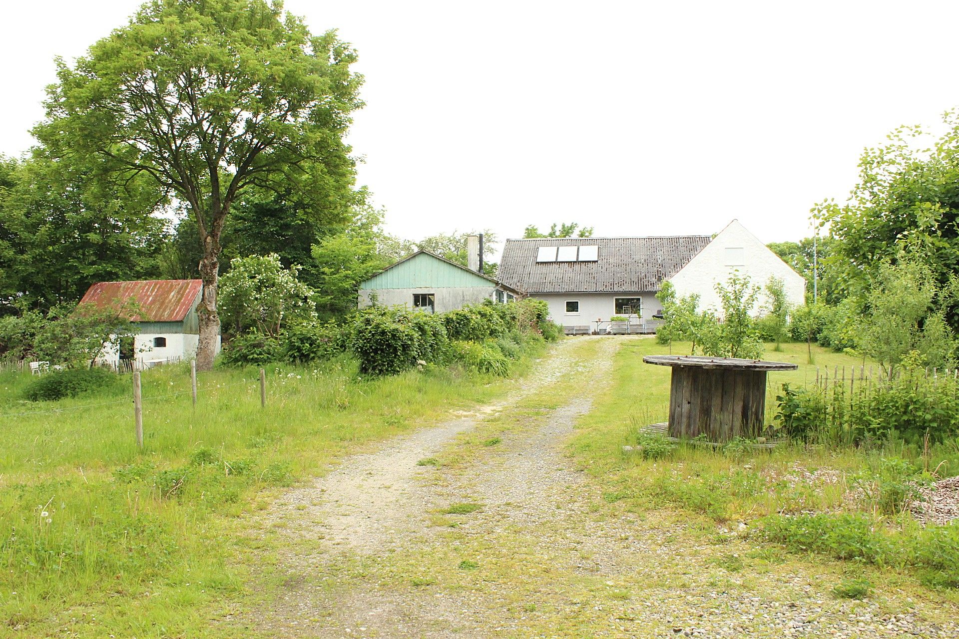Gl. Købmandsgård med stor grund. - View 3