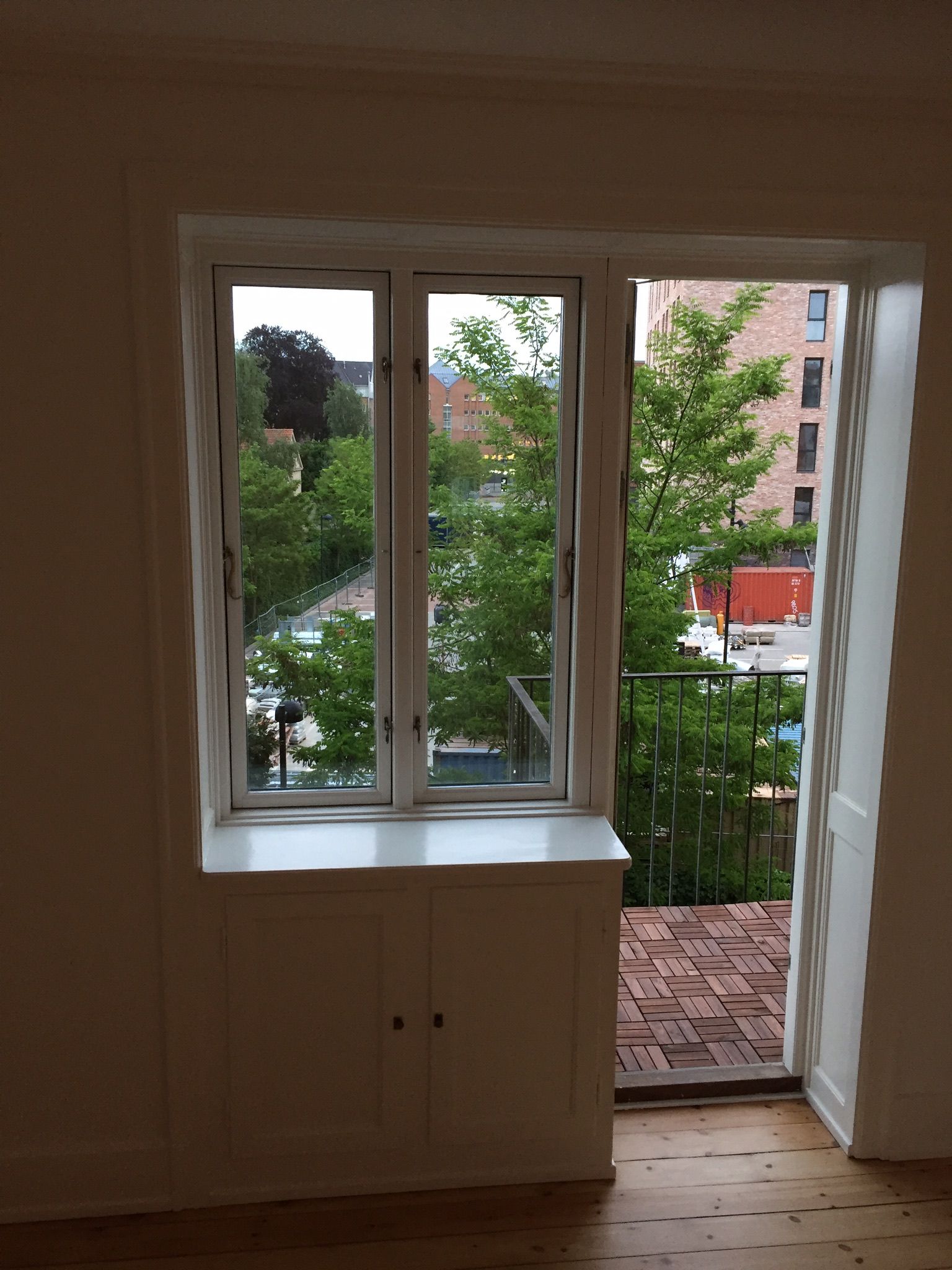 3 vær. moderniseret + 2 små altaner på Frederiksberg