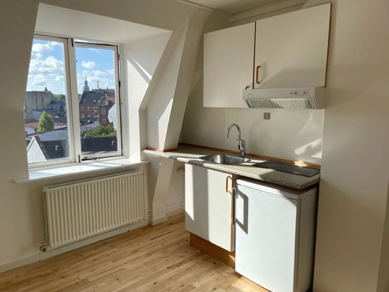 1-værelses lejlighed midt i Odense C
