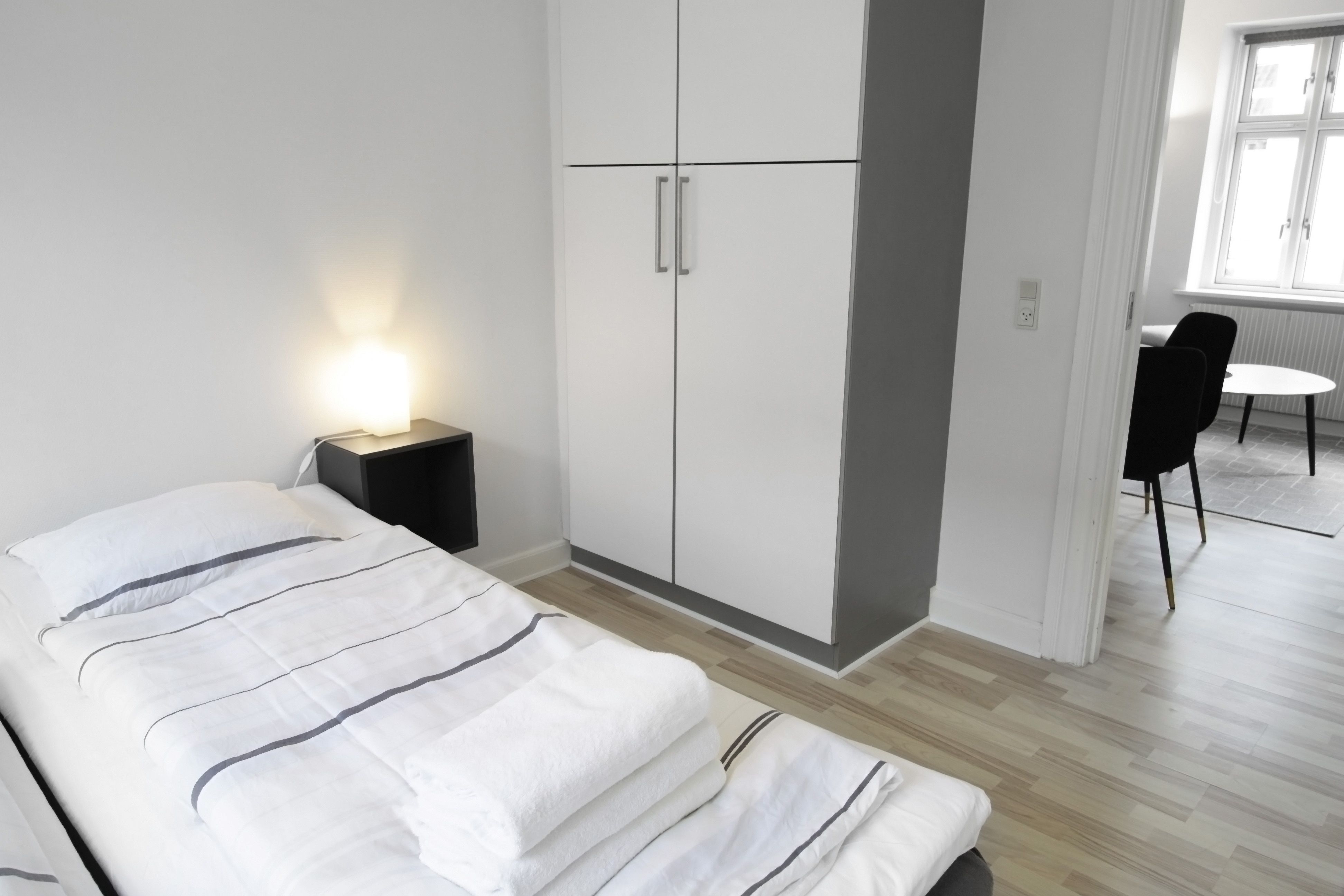 Dejlig lys lejlighed i Ø-kvarteret / Nice and bright apartment in Ø-kvarteret
