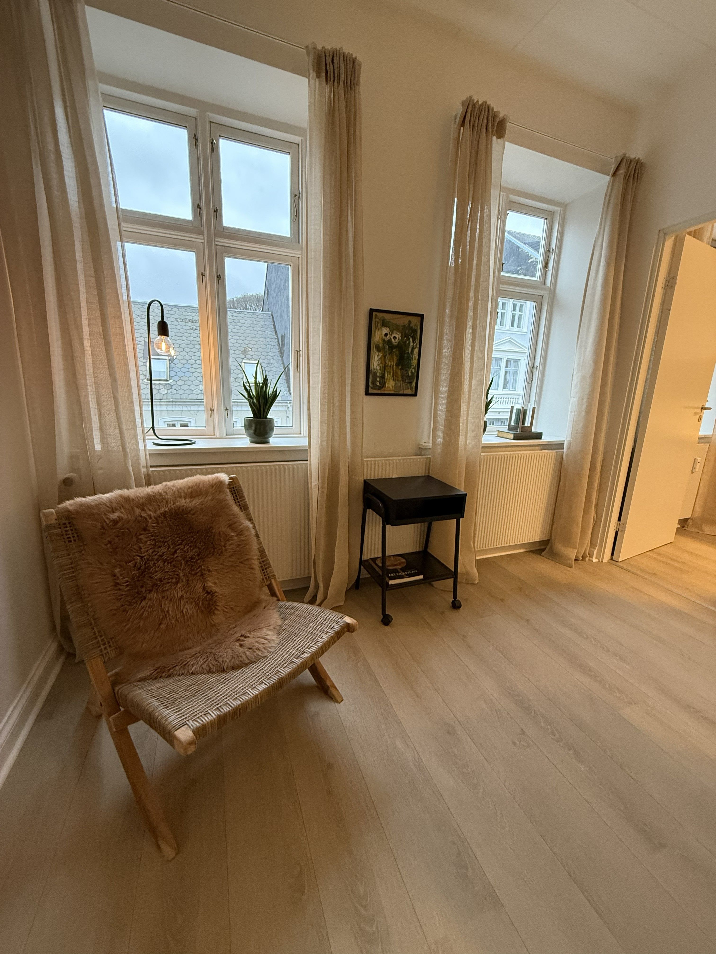 Flot og skøn møbleret 3-værelses lejlighed i Vejle Centrum