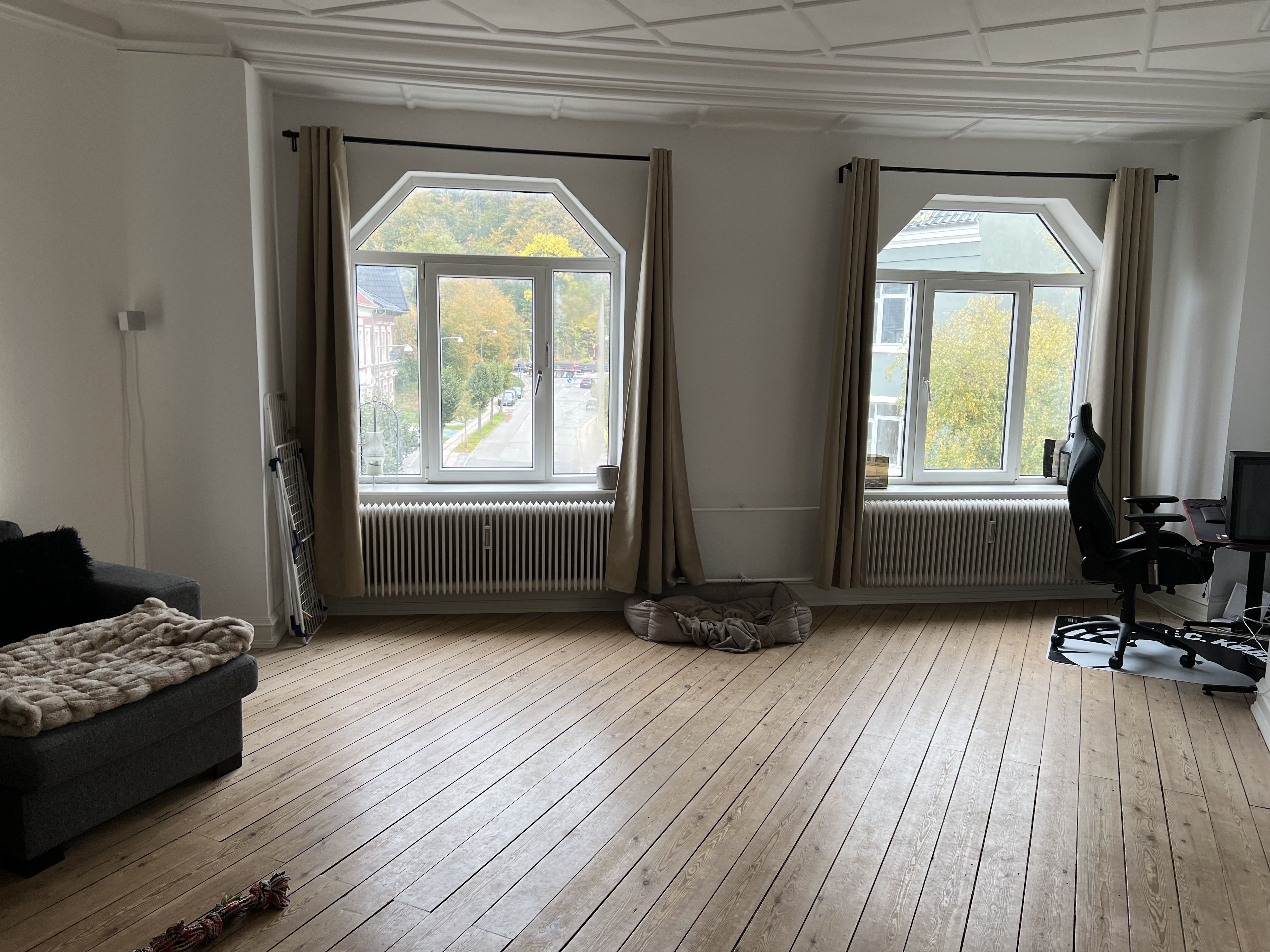 Dejlig rummelig lejlighed 