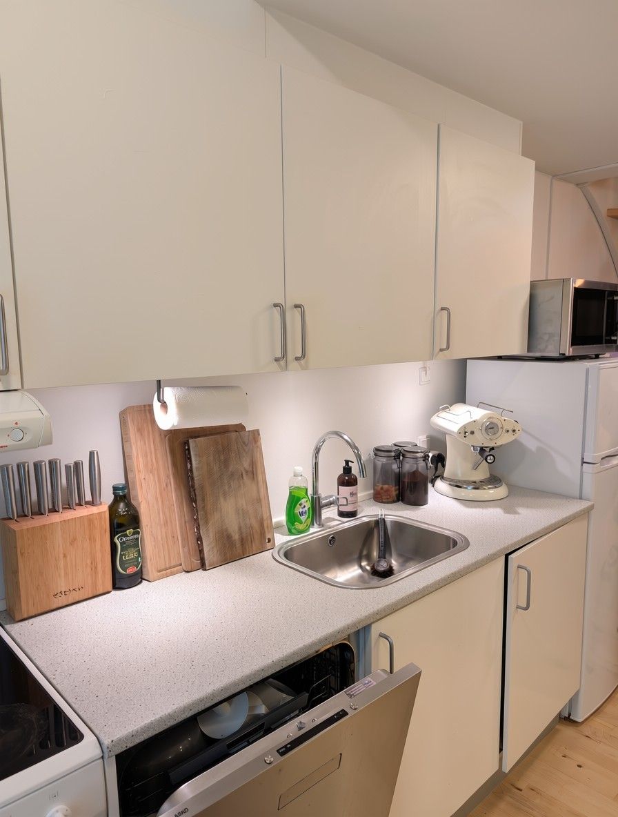 Fully Furnished Student Apartment