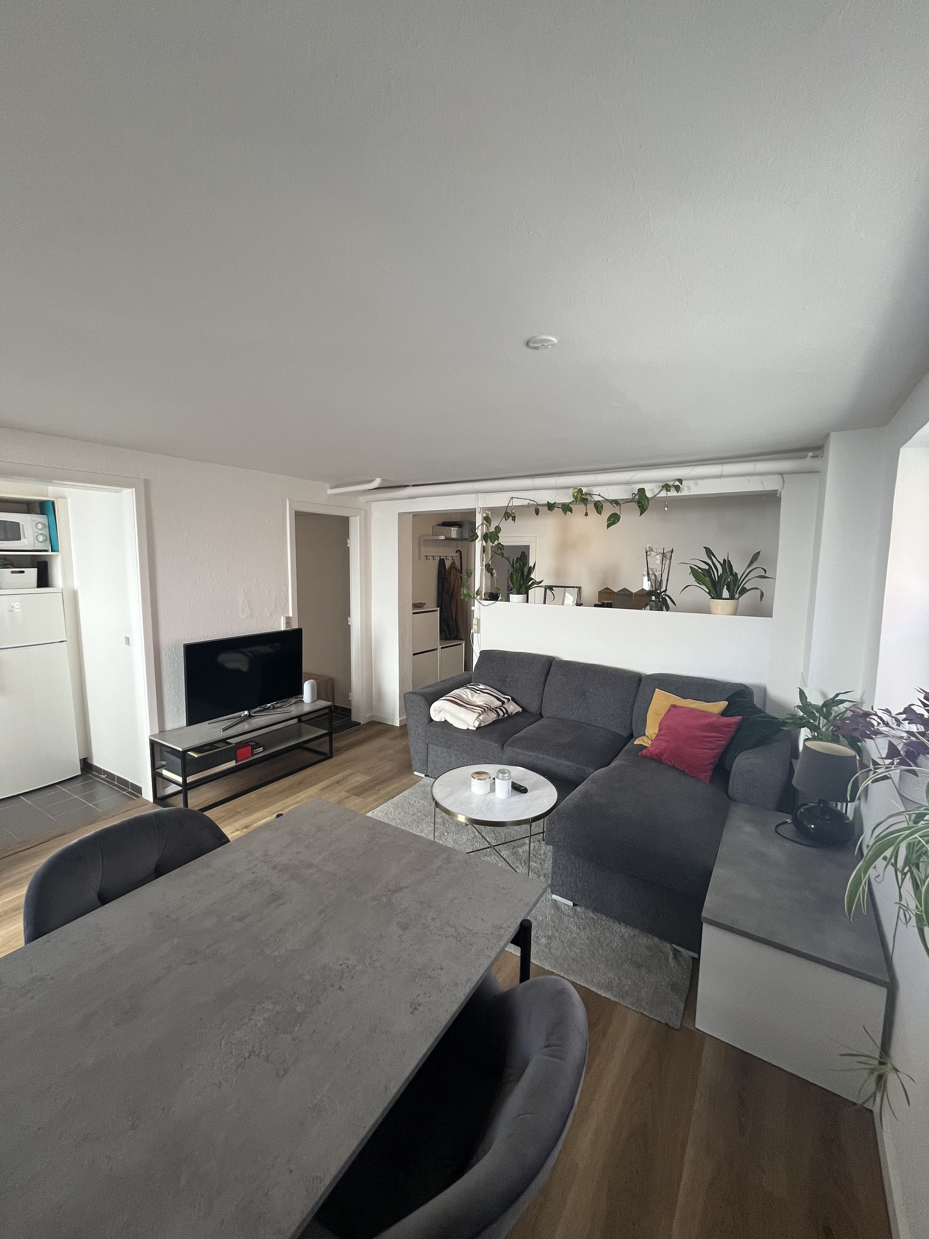 Hyggelig 2-værelses lejlighed med egen terrasse og mulighed for husdyr – centralt i Herning