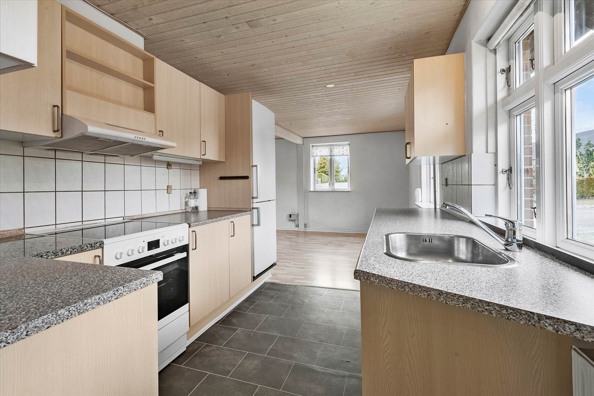 Rummelig villa med 4 værelser i Veflinge – beliggende på blind vej