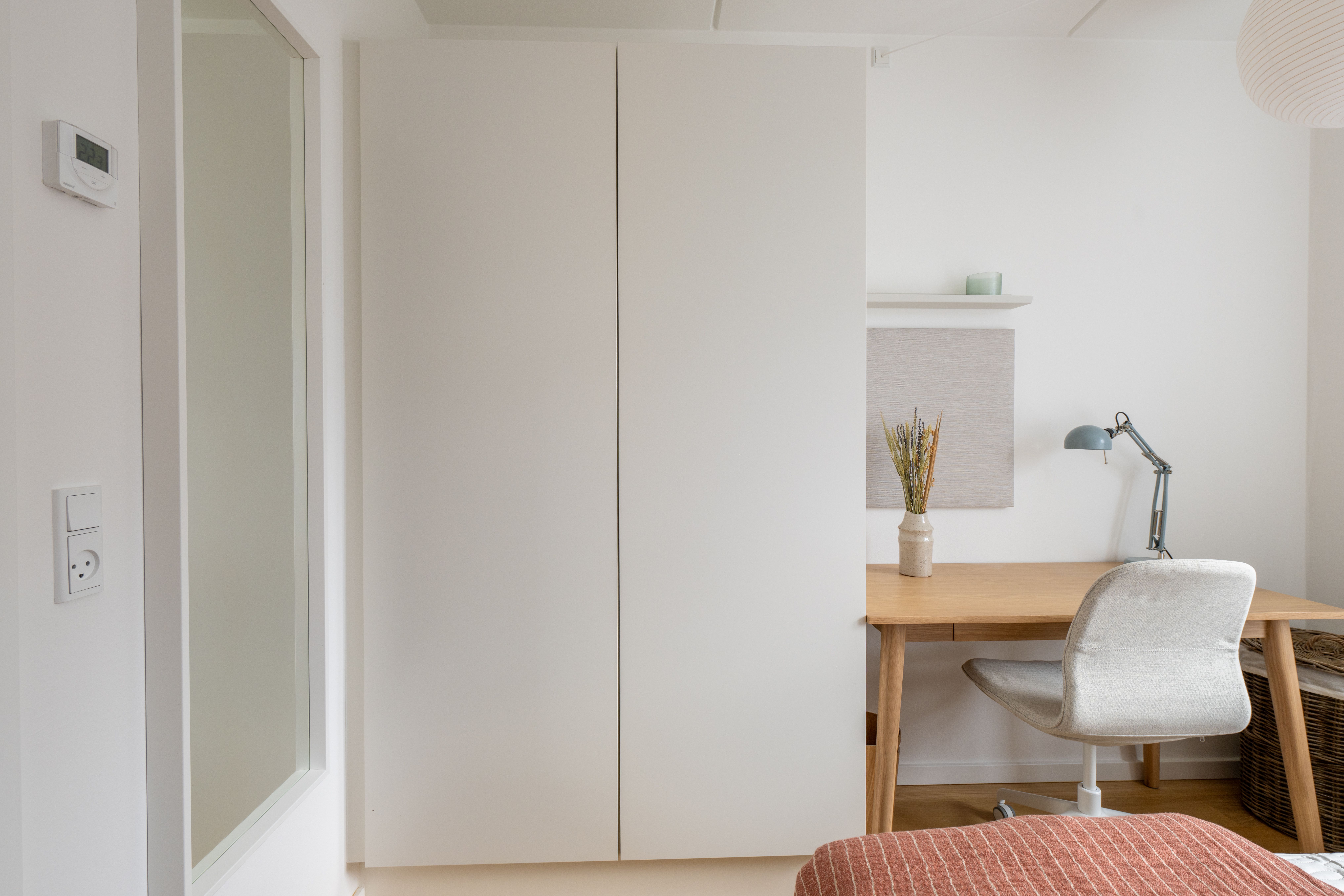 Furnished co-living apartment for working professionals