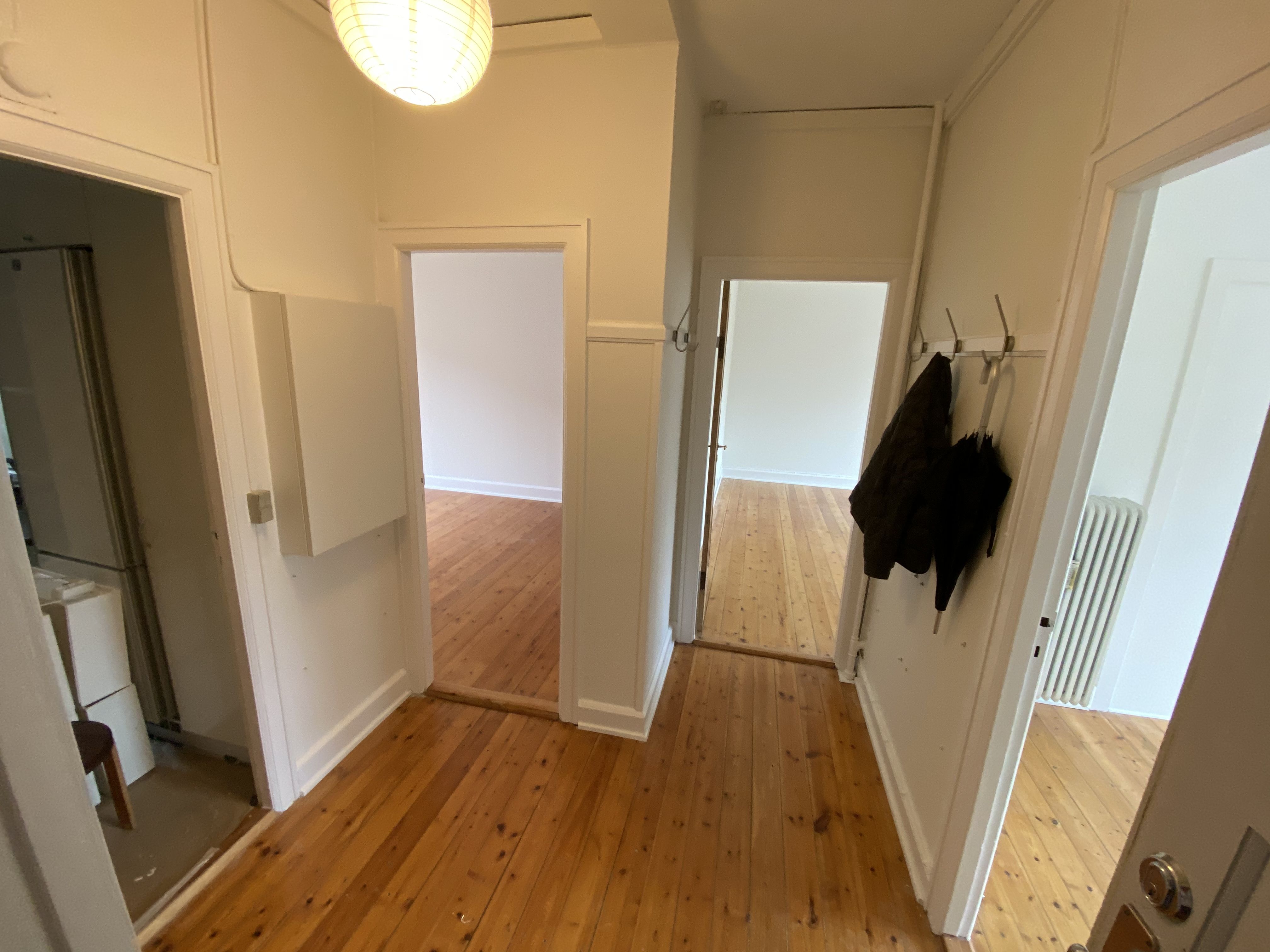 Skøn 3-værelses lejlighed på Frederiksberg med stor altan - BOFÆLLESSKABER IKKE TILLADT