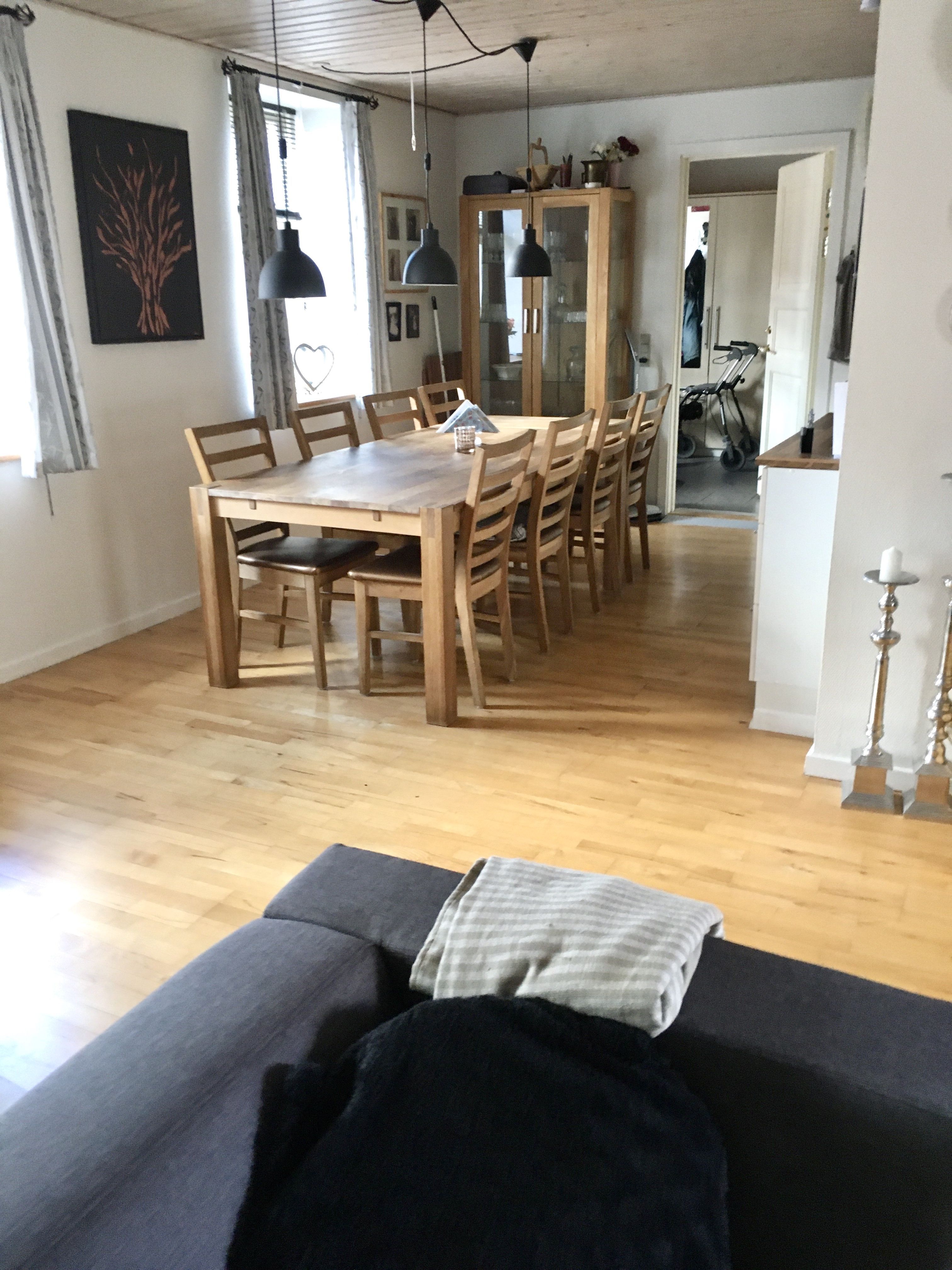 Lys og hyggelig bolig med rigtig god plads 