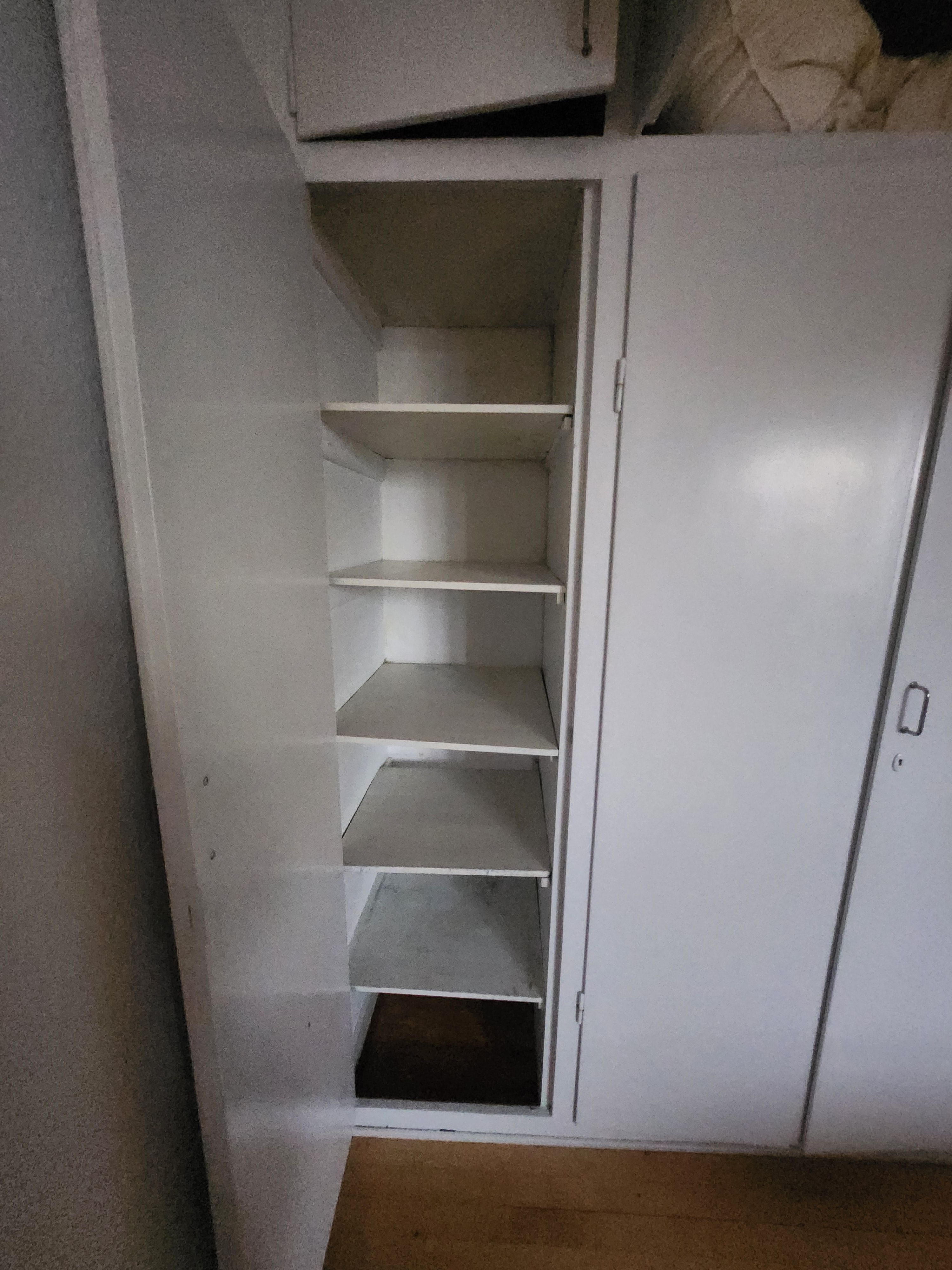  Stort og lyst værelse på 16,7 m² udlejes fra 1. november