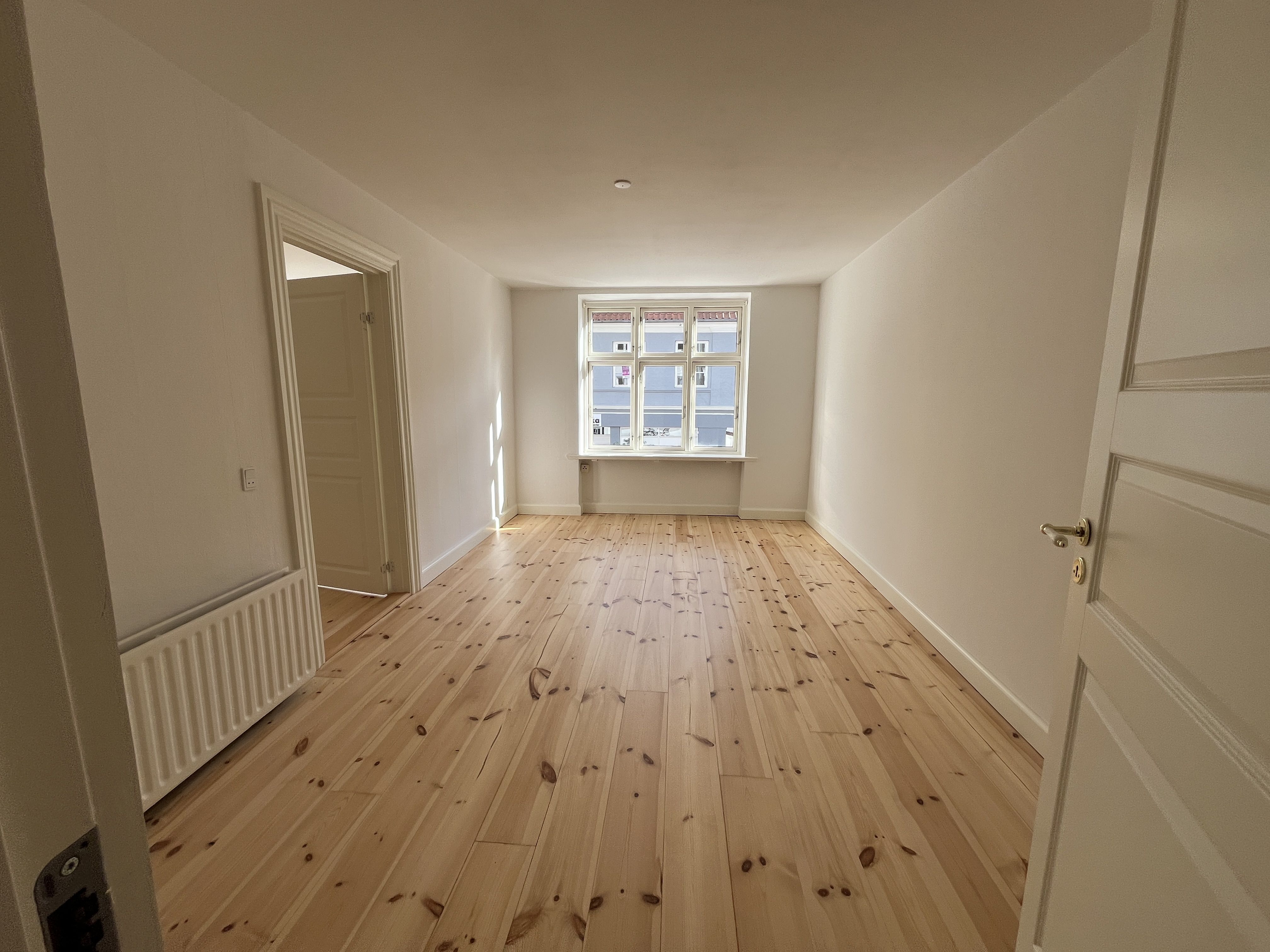 5-værelses lejlighed med central placering