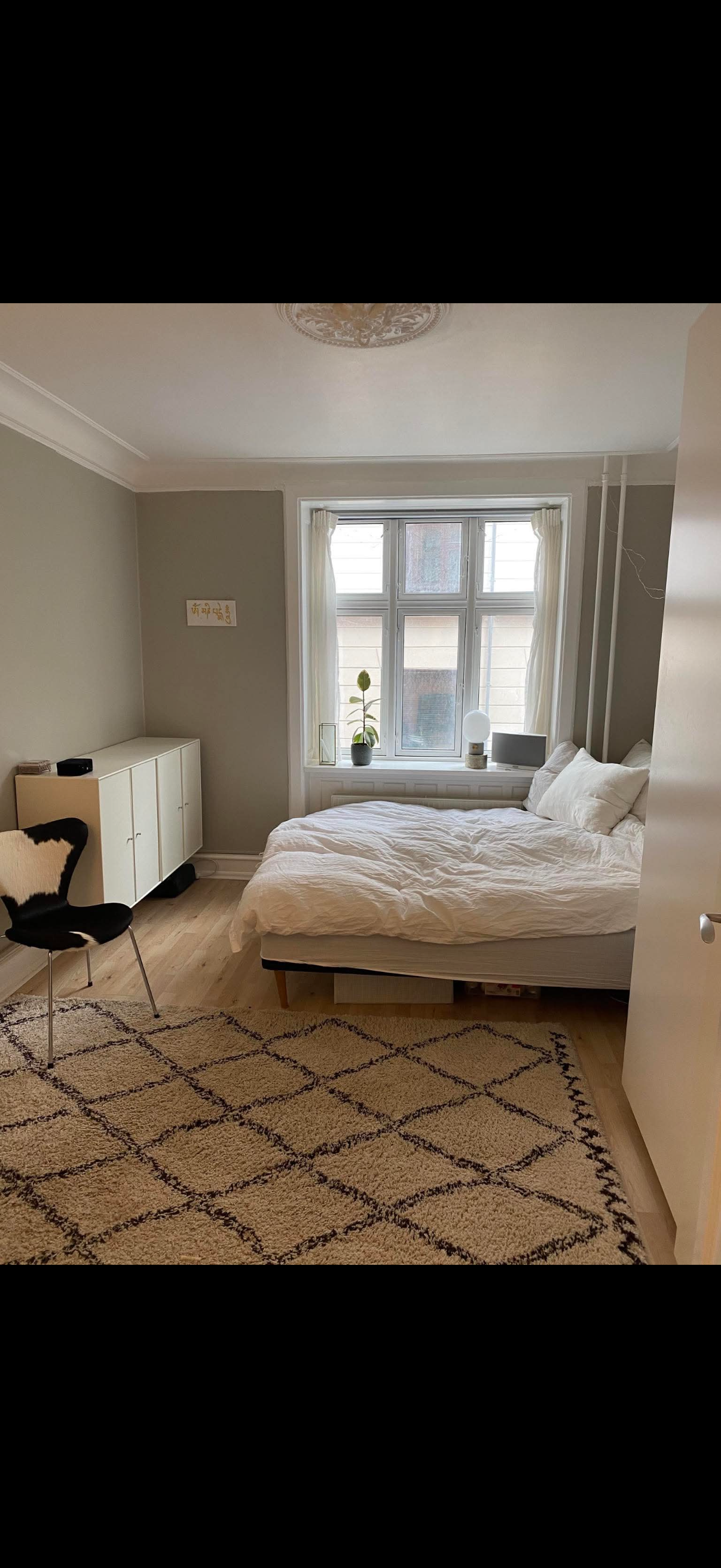 Coporate lease. Møbleret 2-værelses med nyt køkken