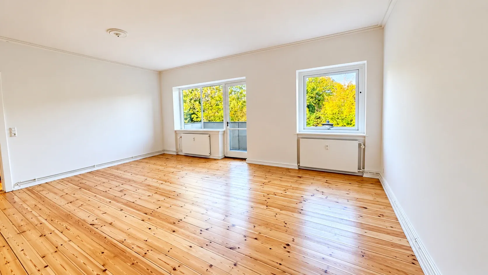Charmerende nyrenoveret lejlighed i Charlottenlund