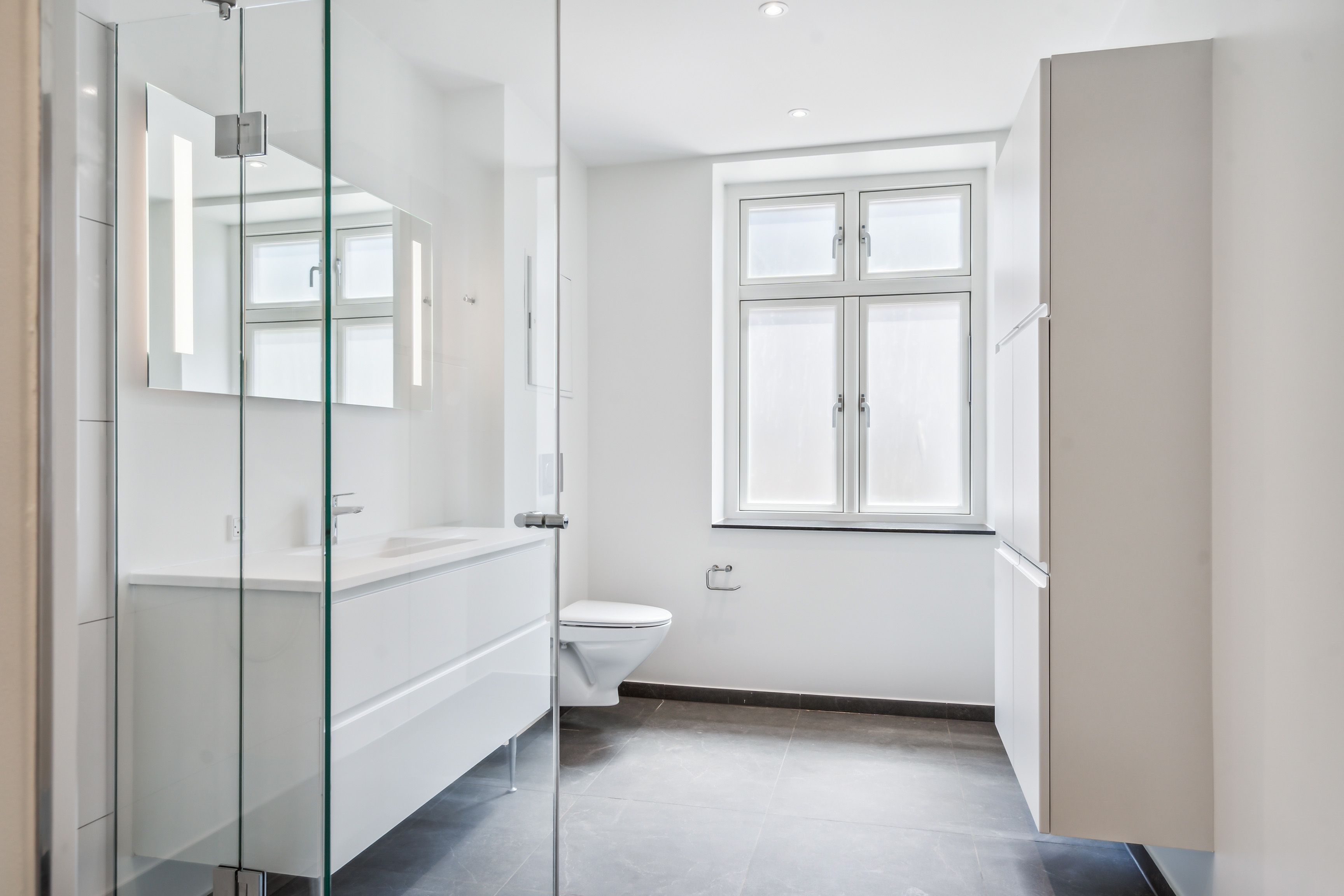 Renoveret 3 værelses lejlighed på Nyborgvej Odense C