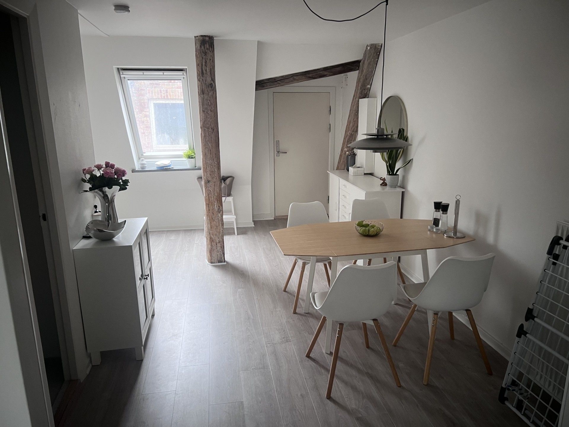 Hyggelig studio lejlighed