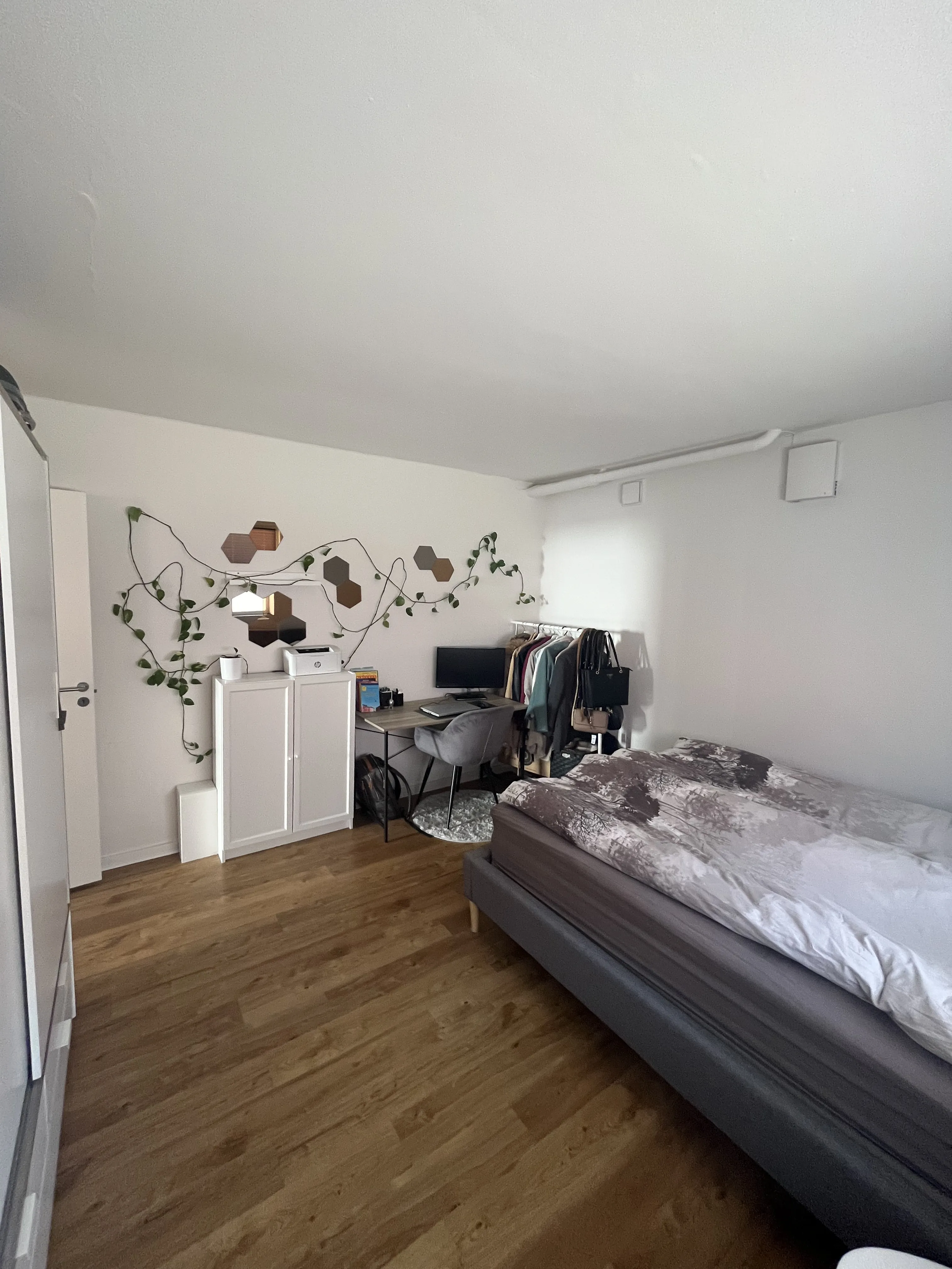 Hyggelig 2-værelses lejlighed med egen terrasse og mulighed for husdyr – centralt i Herning