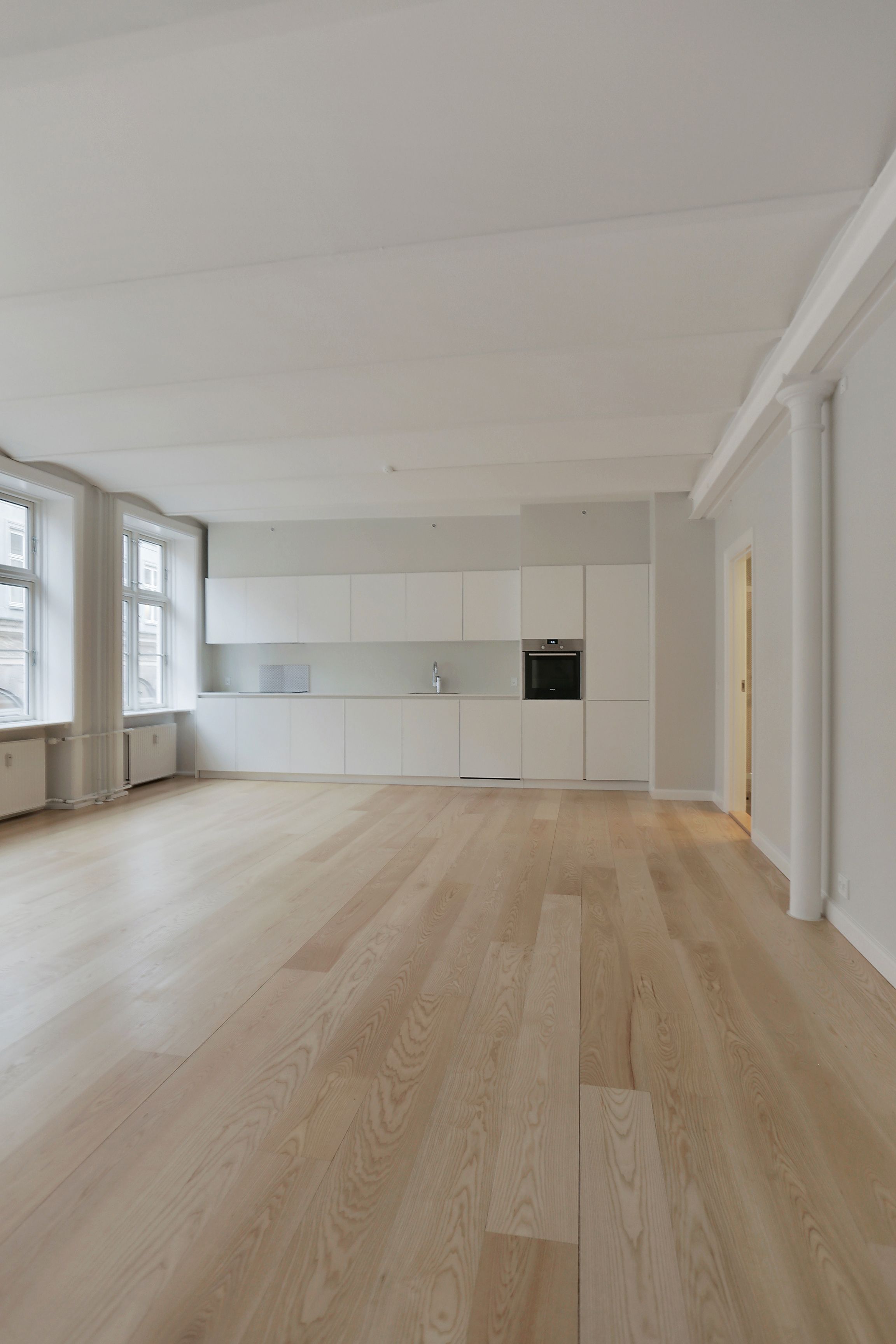 Skøn og rummelig 3-værelses med helt central beliggenhed i København K