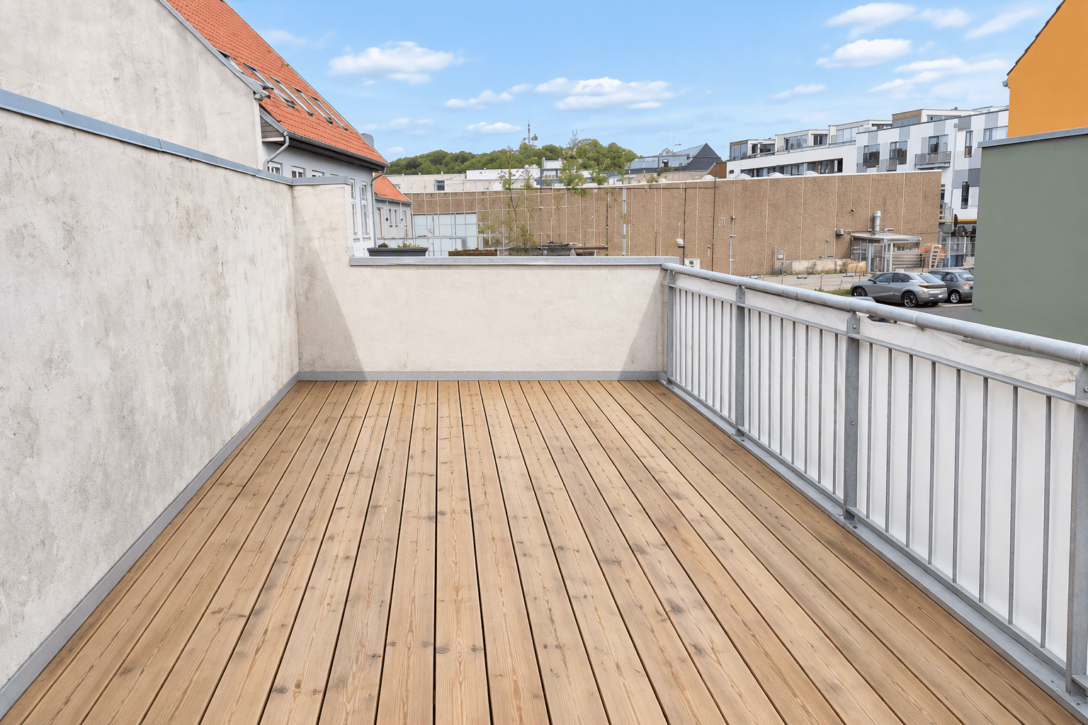 Flot lejlighed med stor terrasse 