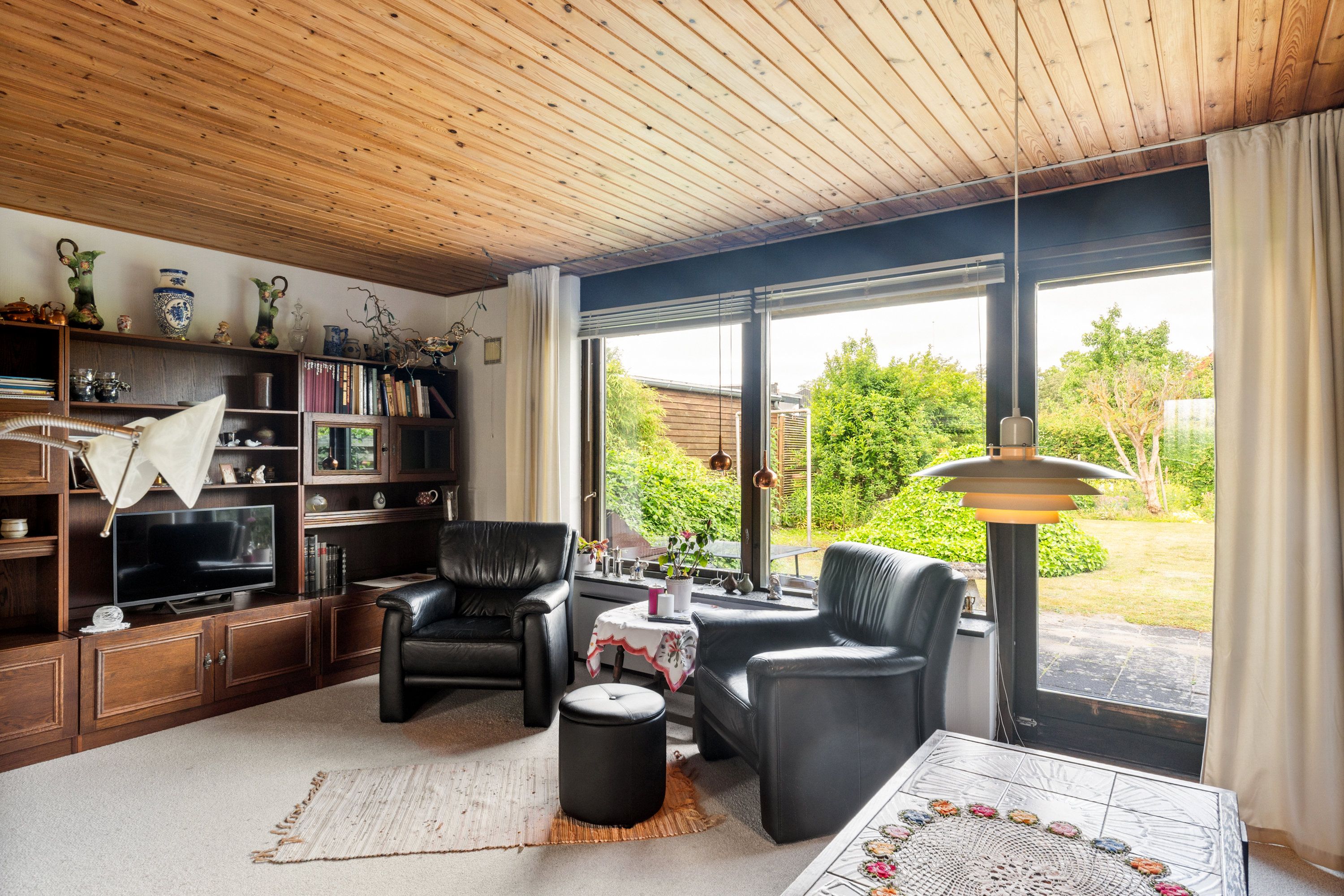 Hyggelig møbleret villa til leje med stor have
