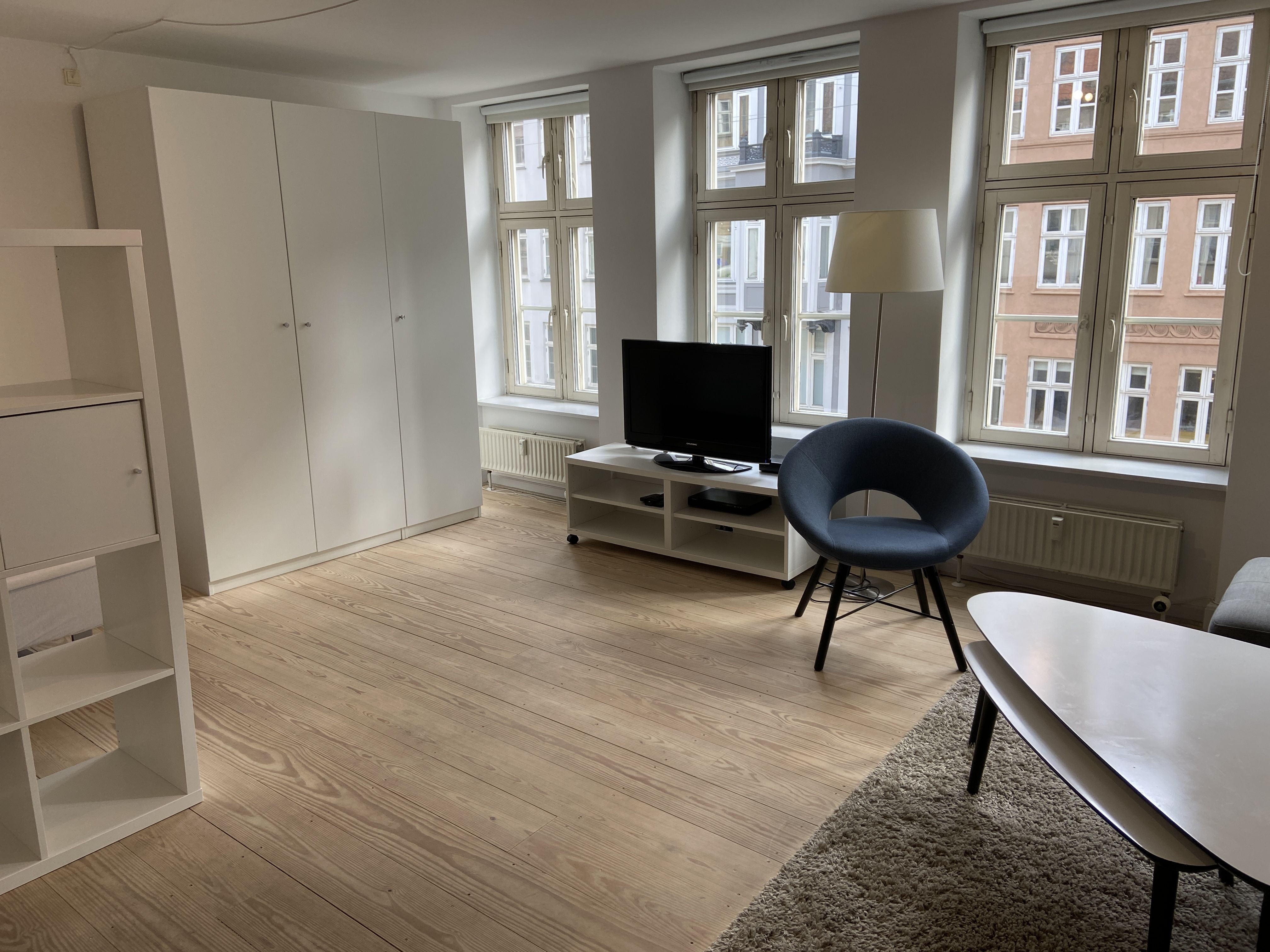 Can be rented 3-8 months  Fully furnished.