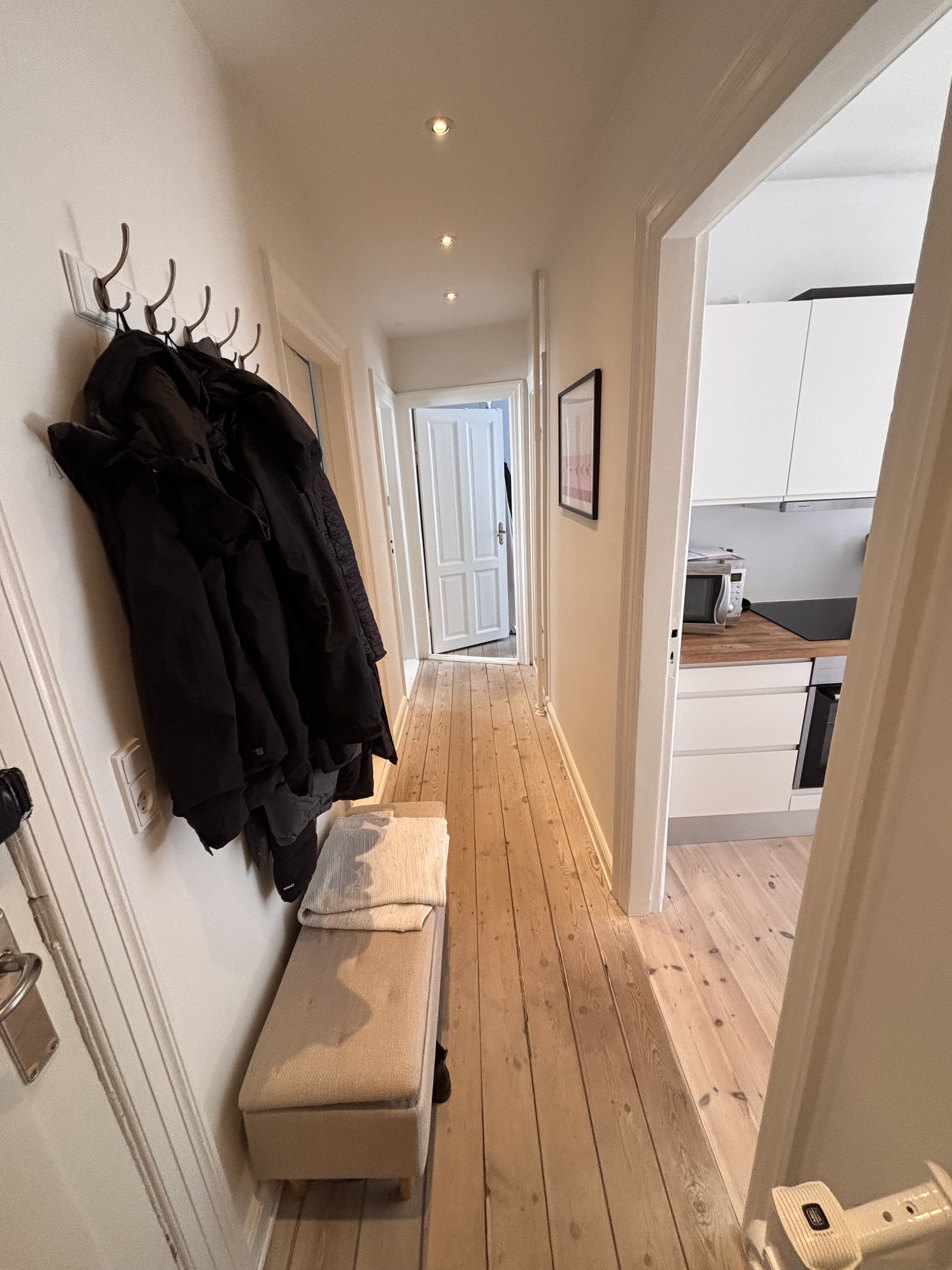 Roomie søges til værelse ved søerne københavn