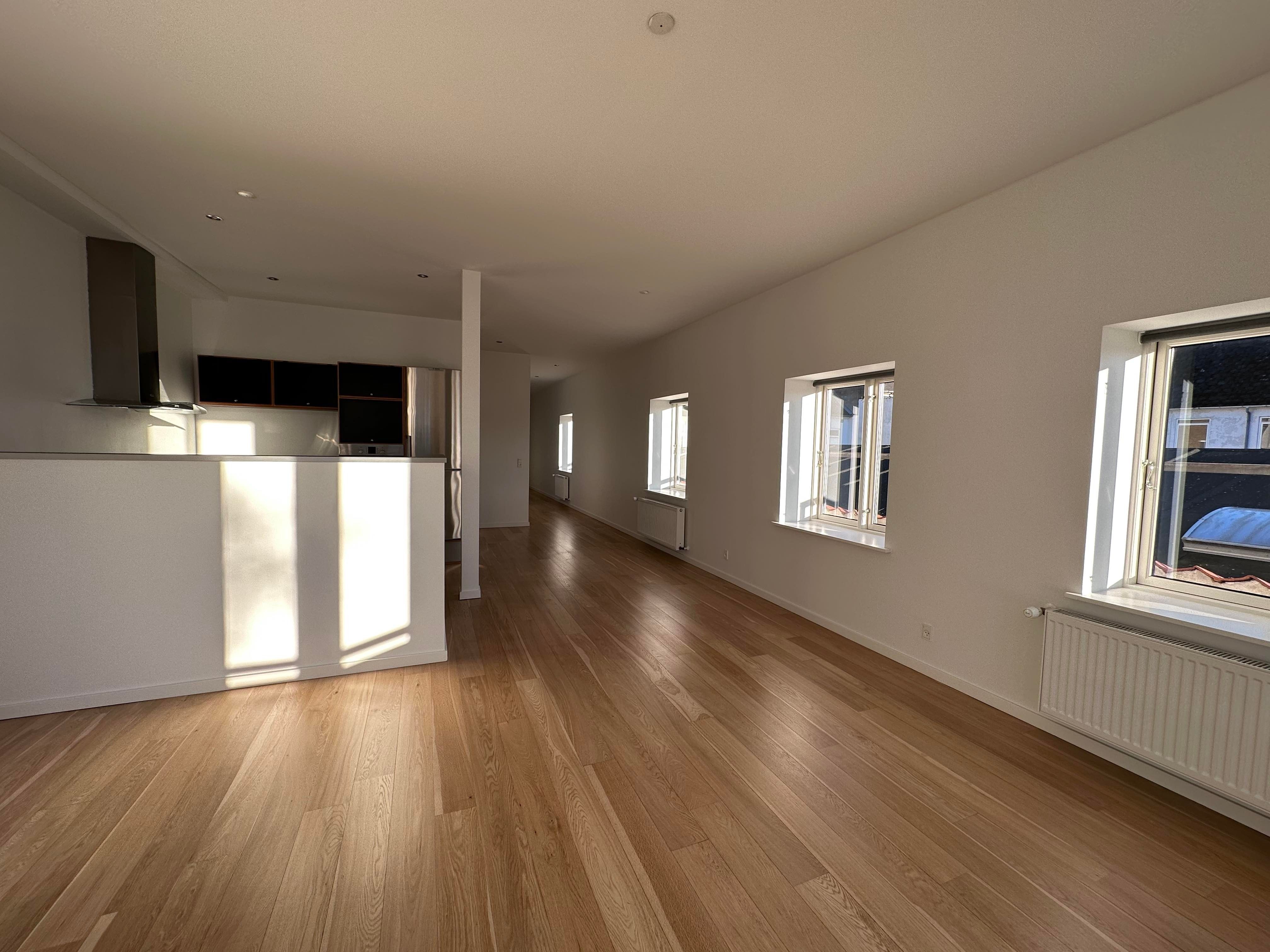3 vær. lejlighed på 123 m2 