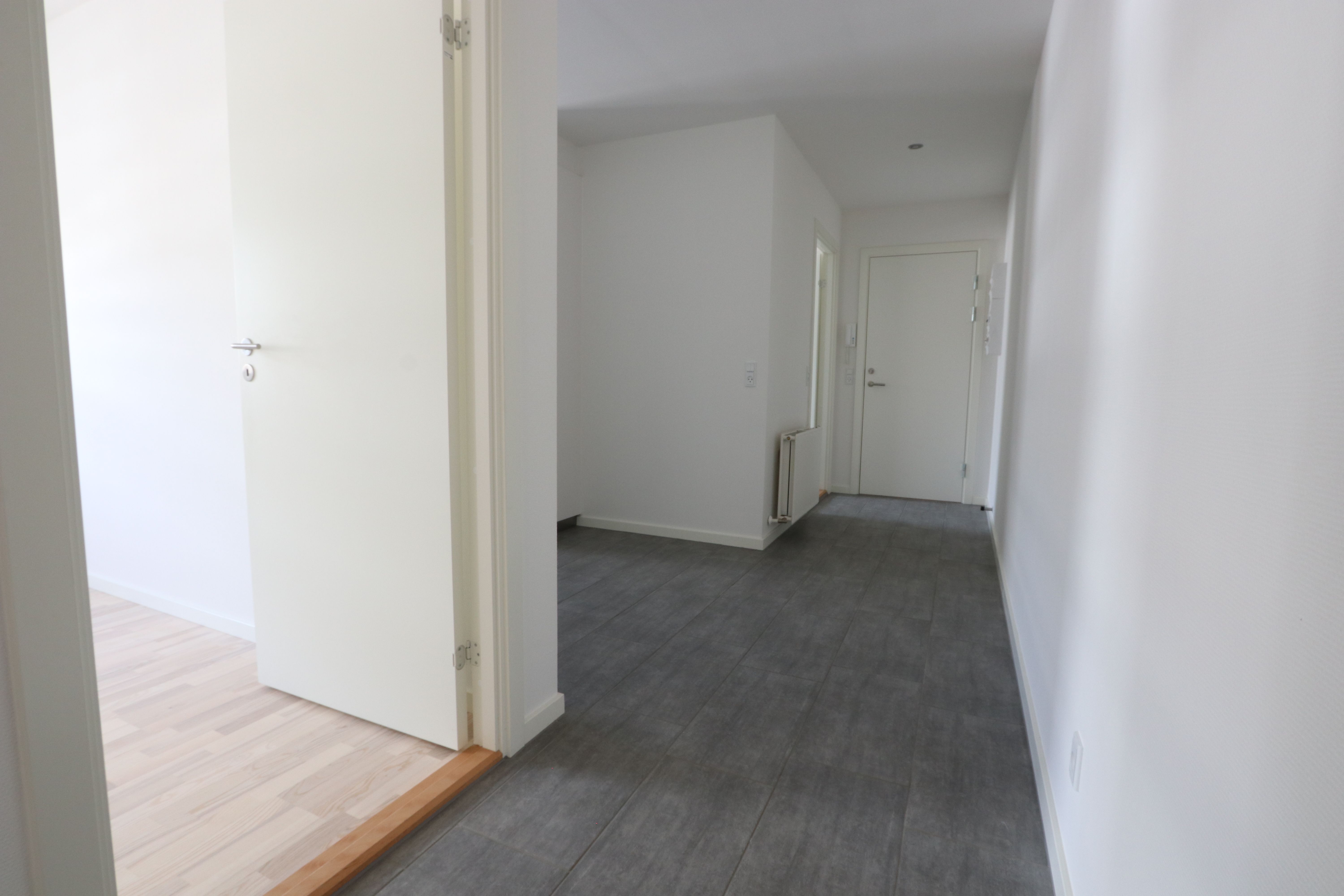 MODERNE LYS LEJLIGHED MIDT I HORSENS