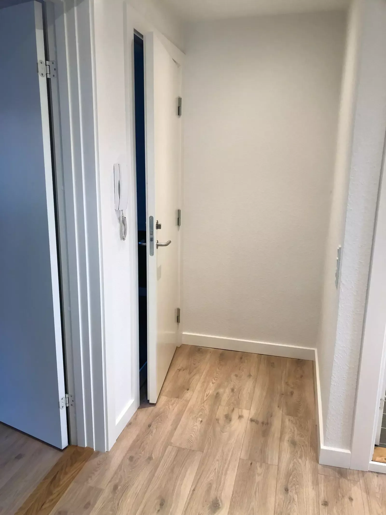 Lys 2-værelses på 62 m2 med altan og moderne, separat køkken, photo 3