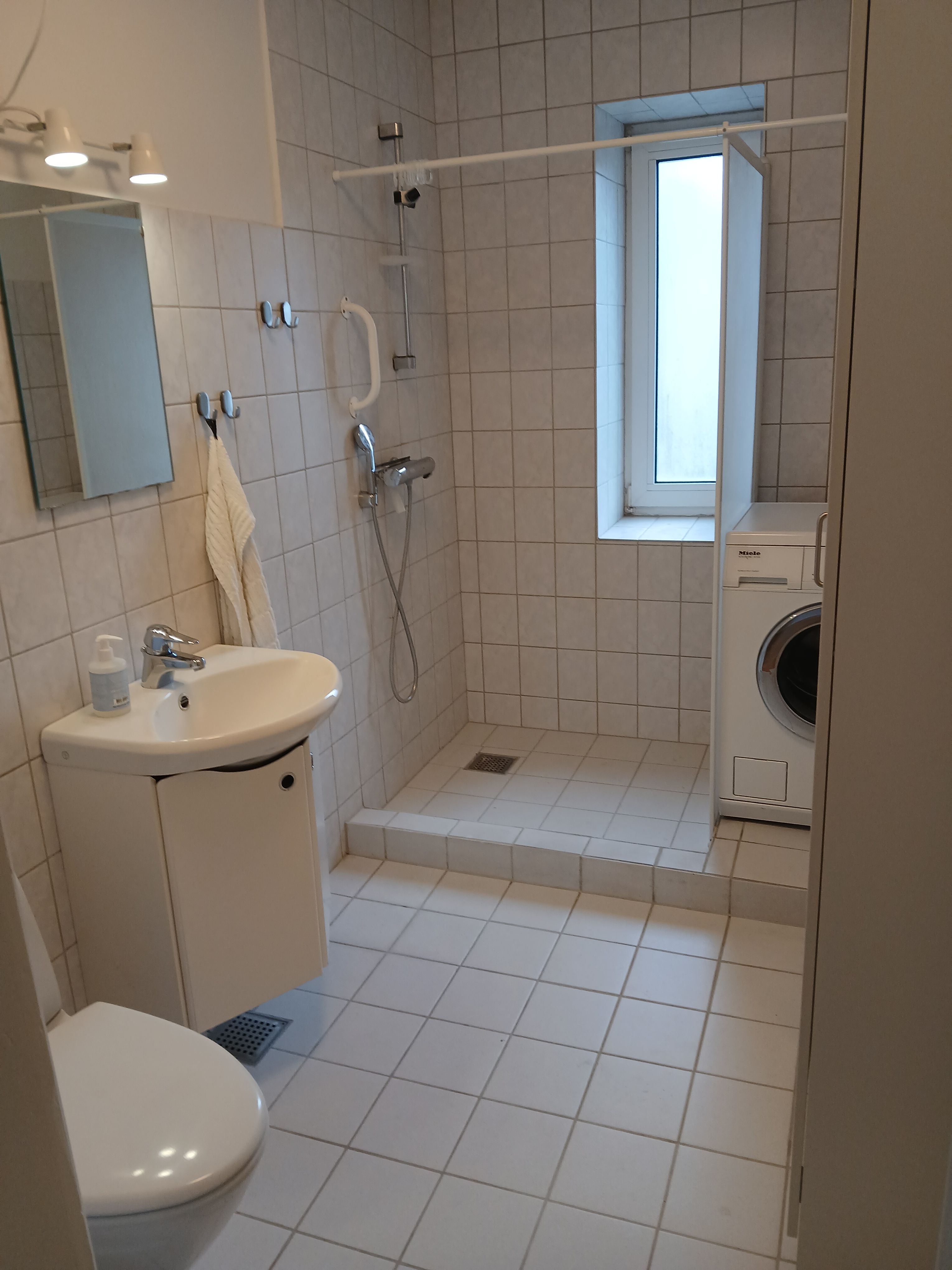 Flot, stor 4-vær. lejlighed i Aalborg C.