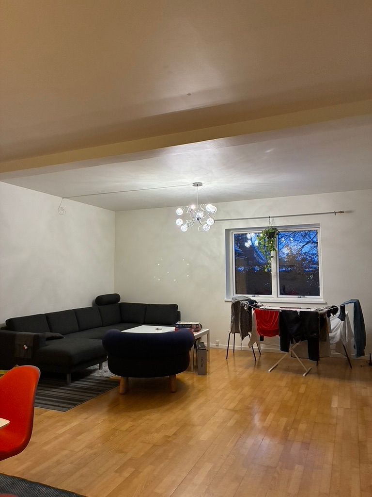 Spacious Room Available for Rent in Gentofte!! Urgent Rental!