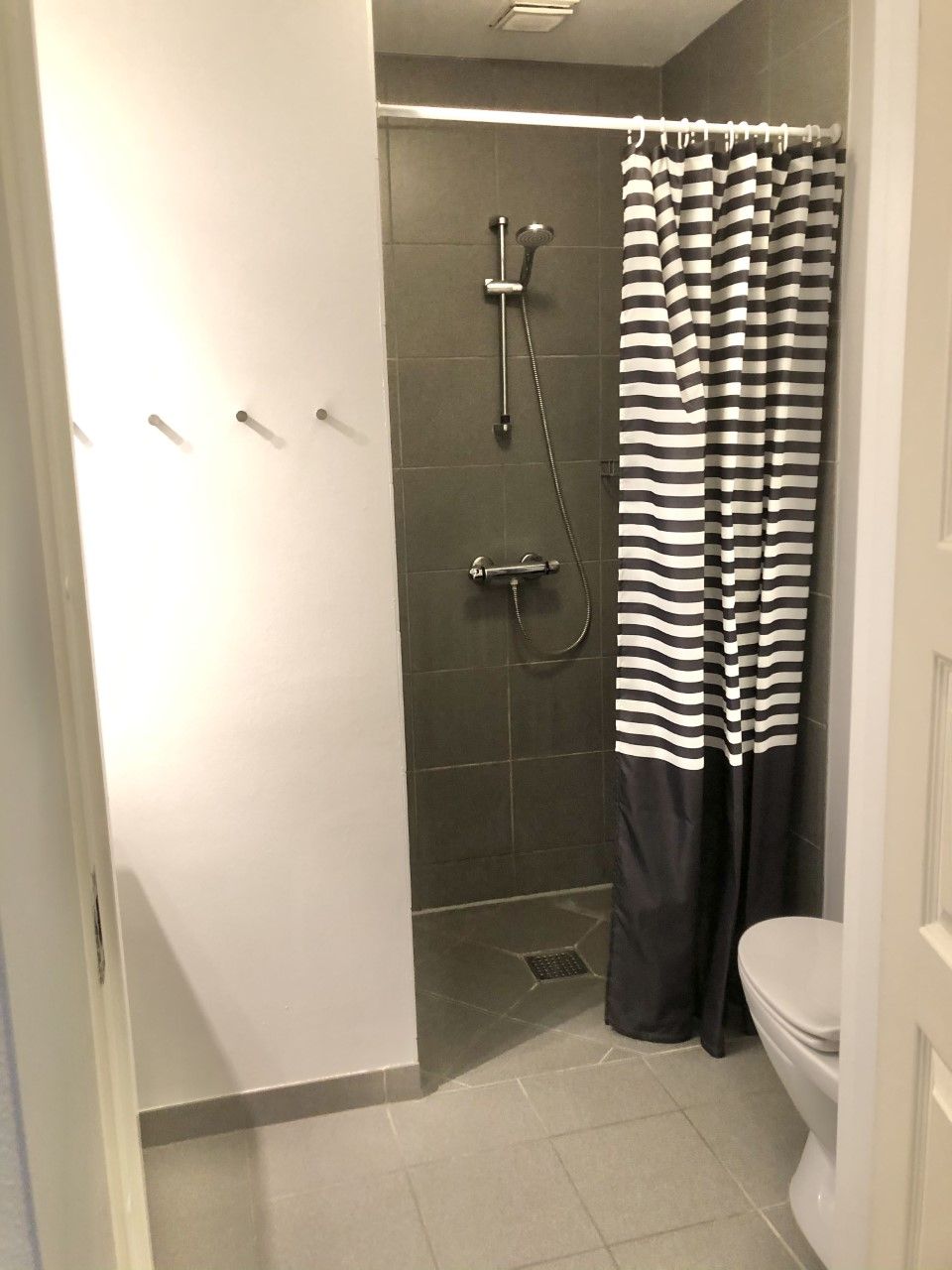 Nyrenoveret 4vær. lejlighed