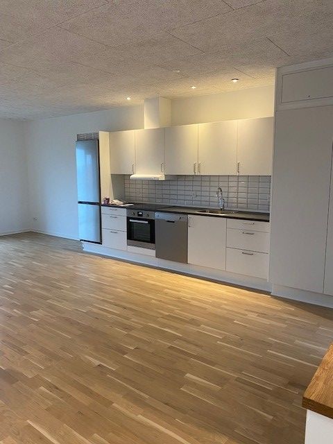Flot nyere 3. værelses lejlighed på Mølholm Landevej