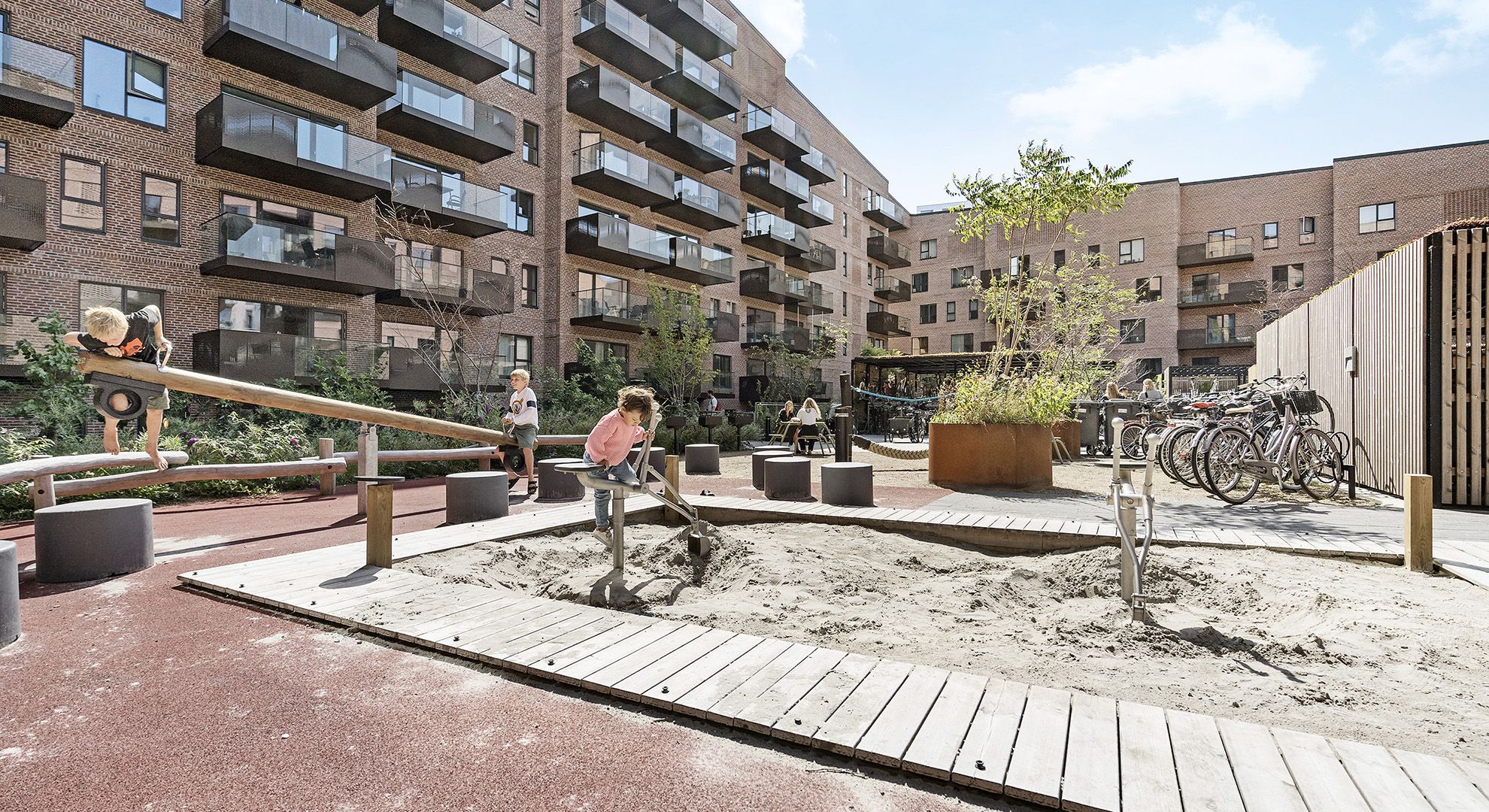 Stor 3 værelses lejlighed til den lille familie