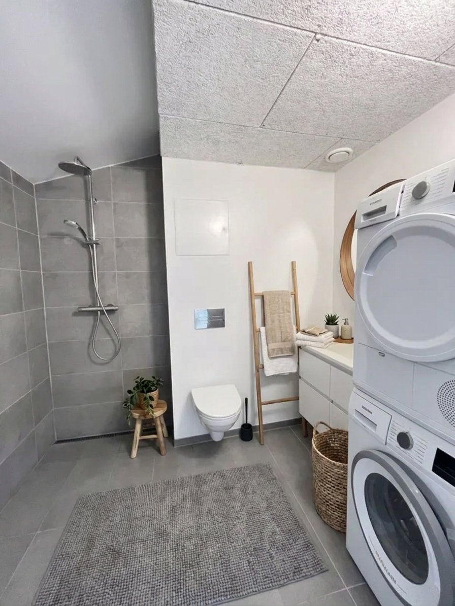 Velindrettet 2-værelses seniorvenlig lejlighed på 72 m2 med elevator, parkering og husdyr tilladt