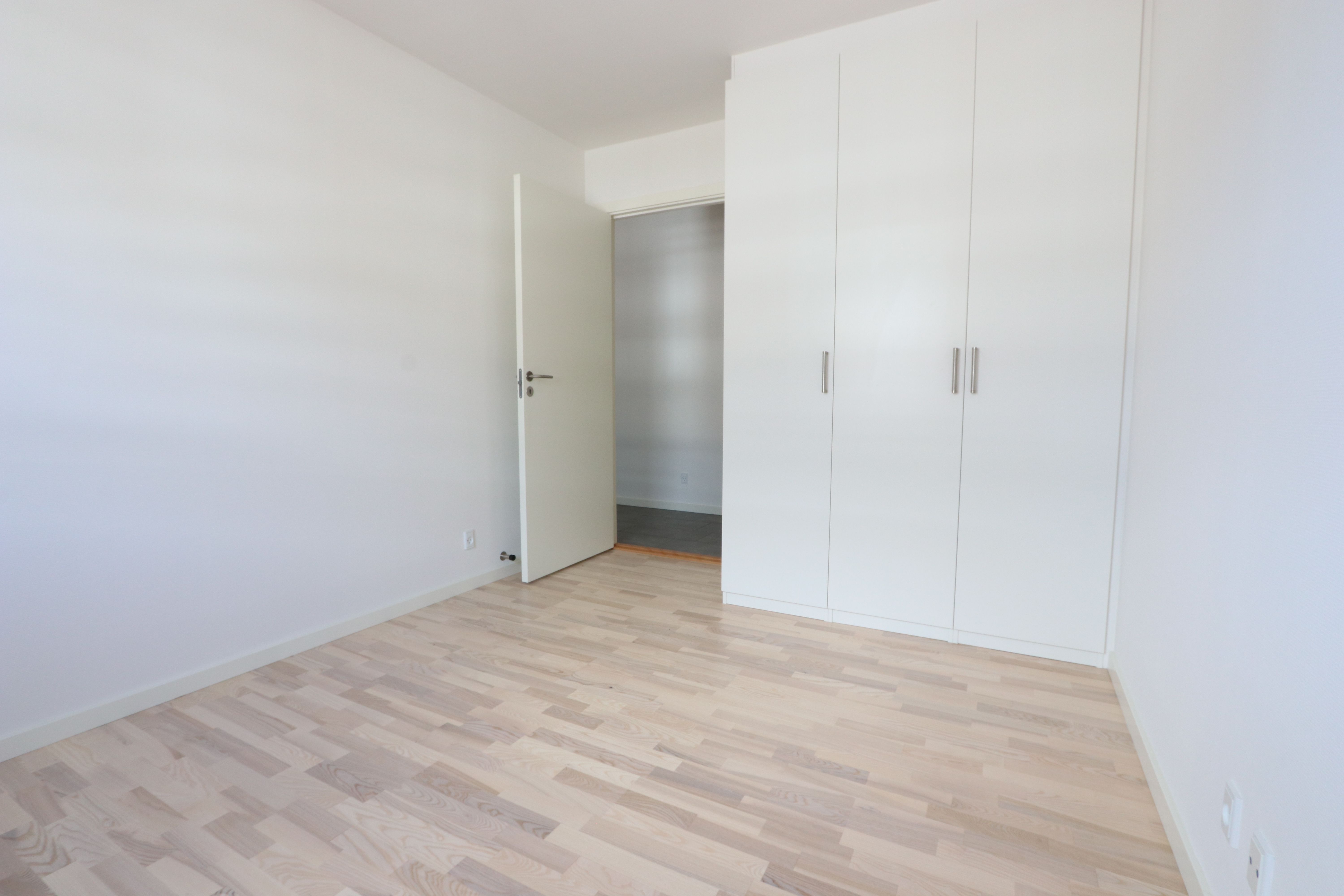 MODERNE LYS LEJLIGHED MIDT I HORSENS