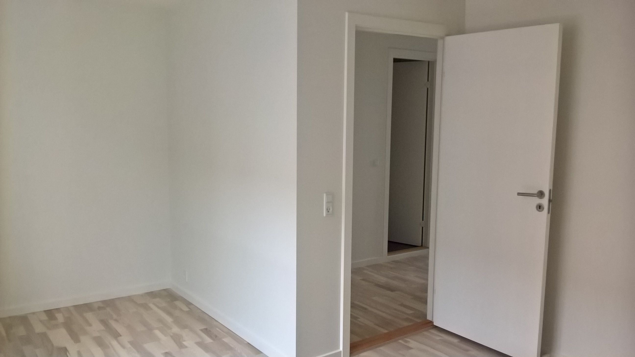 Lækker renoveret 2. vær. lejlighed