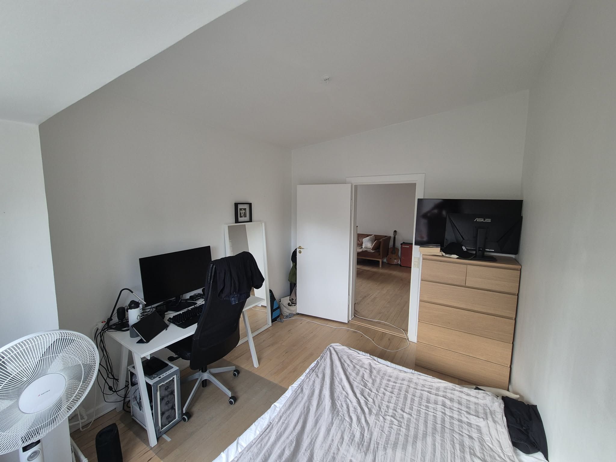 Værelse i lejlighed på Ordrupvej, photo 1