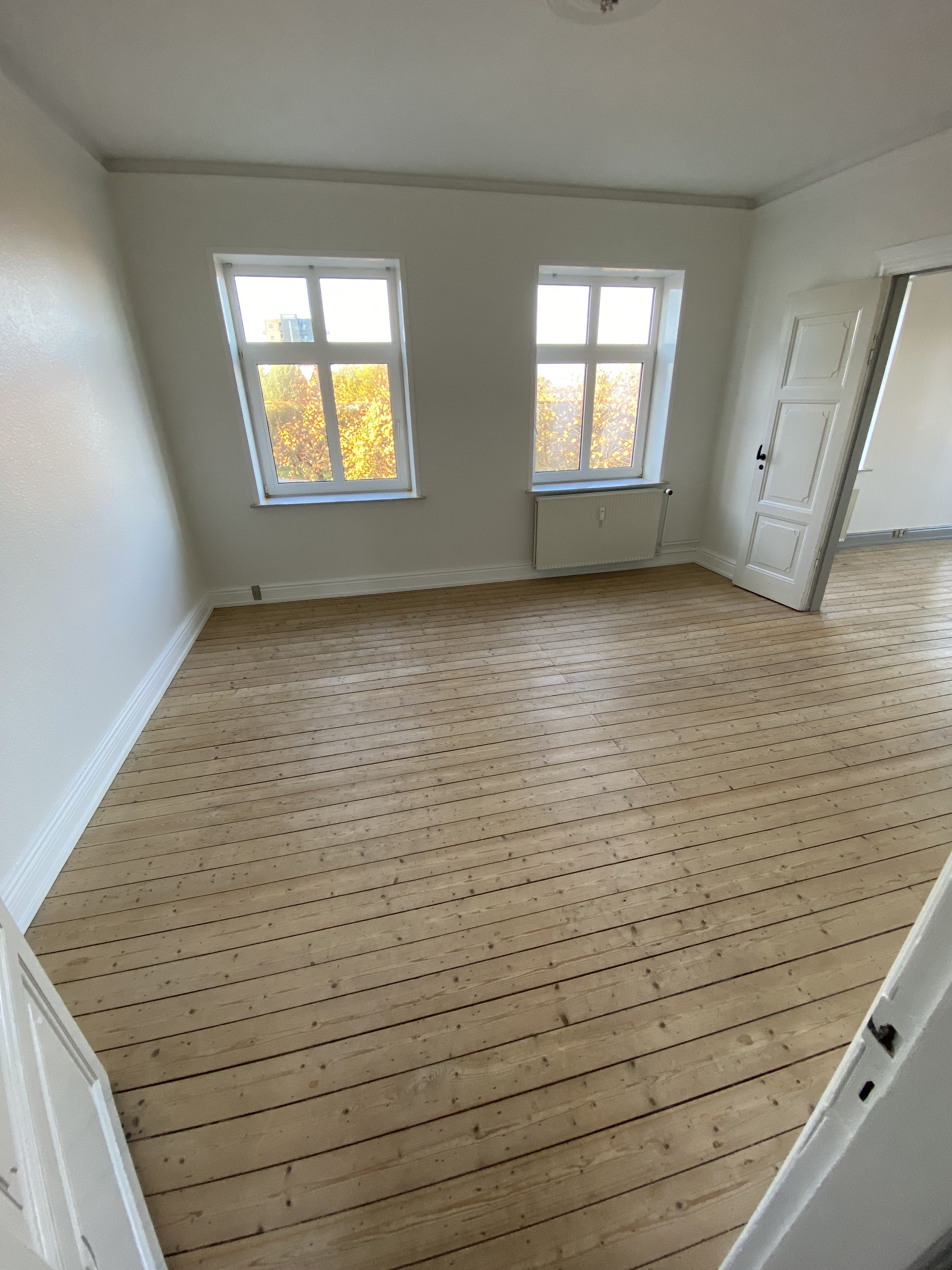 Stor 3-værelses midt i Struer 