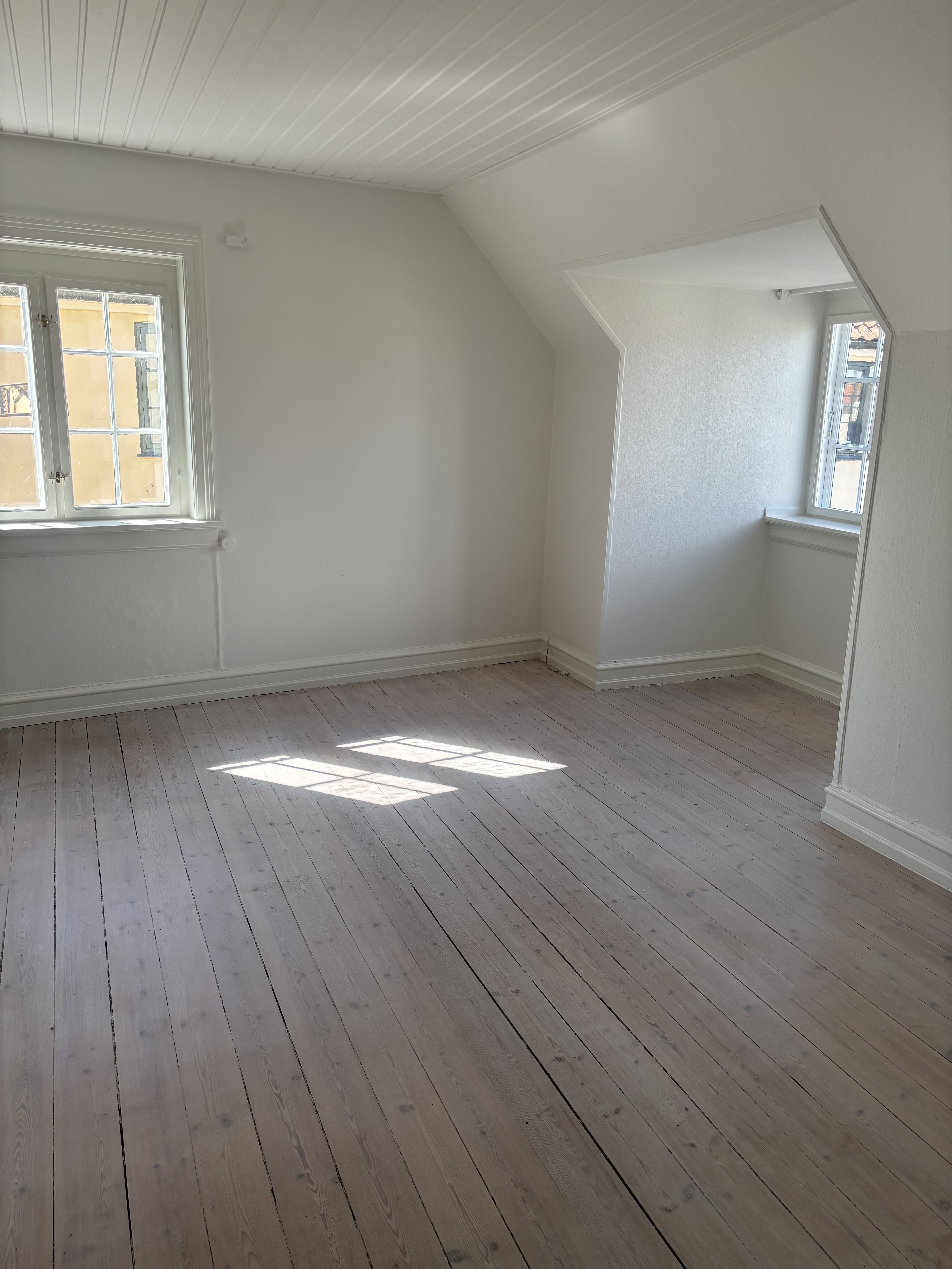 Charmerende lejlighed på 1. Sal i den gamle by 