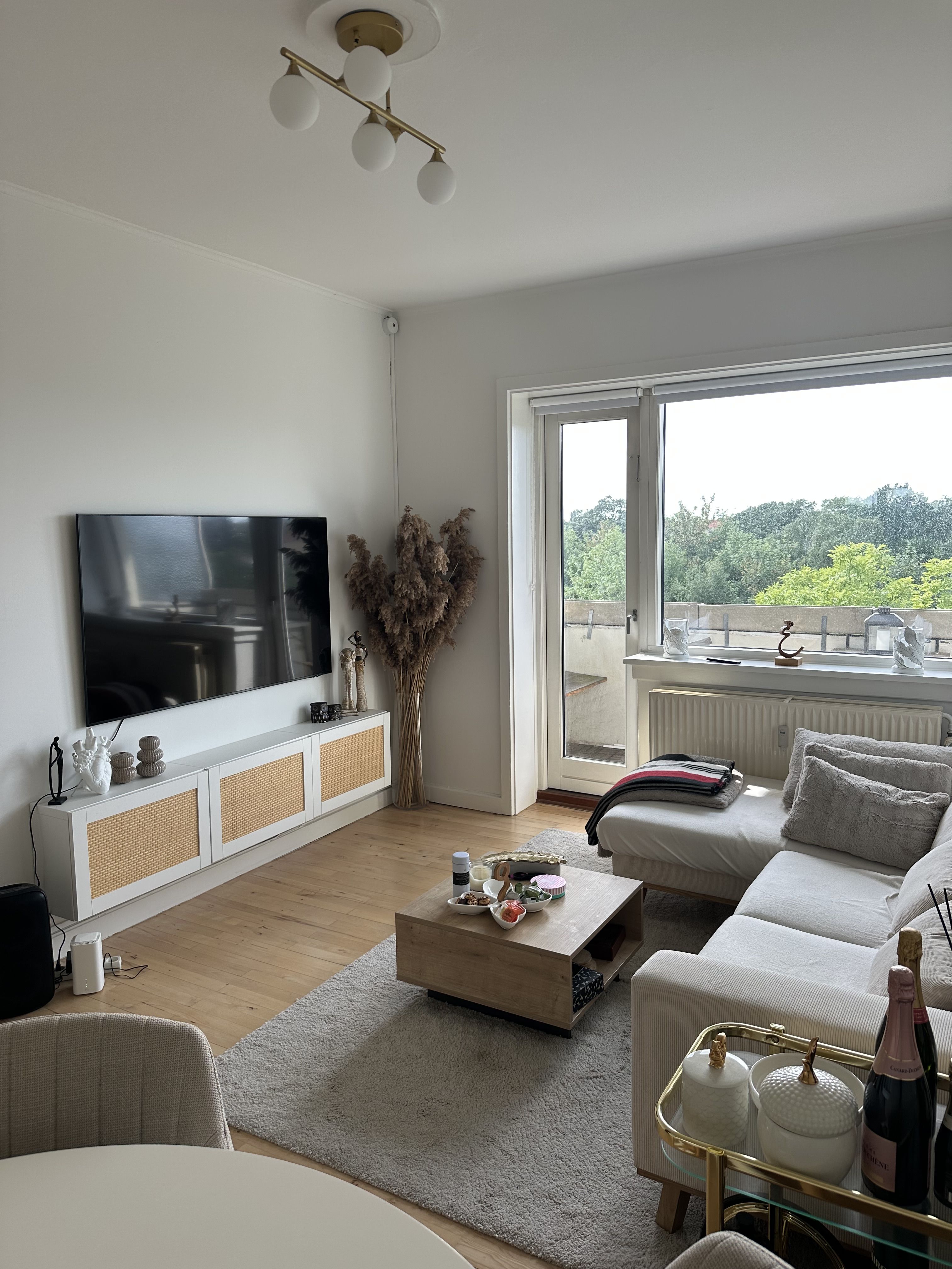 Bright, Fully Furnished Apartment in Frederiksberg with Balcony